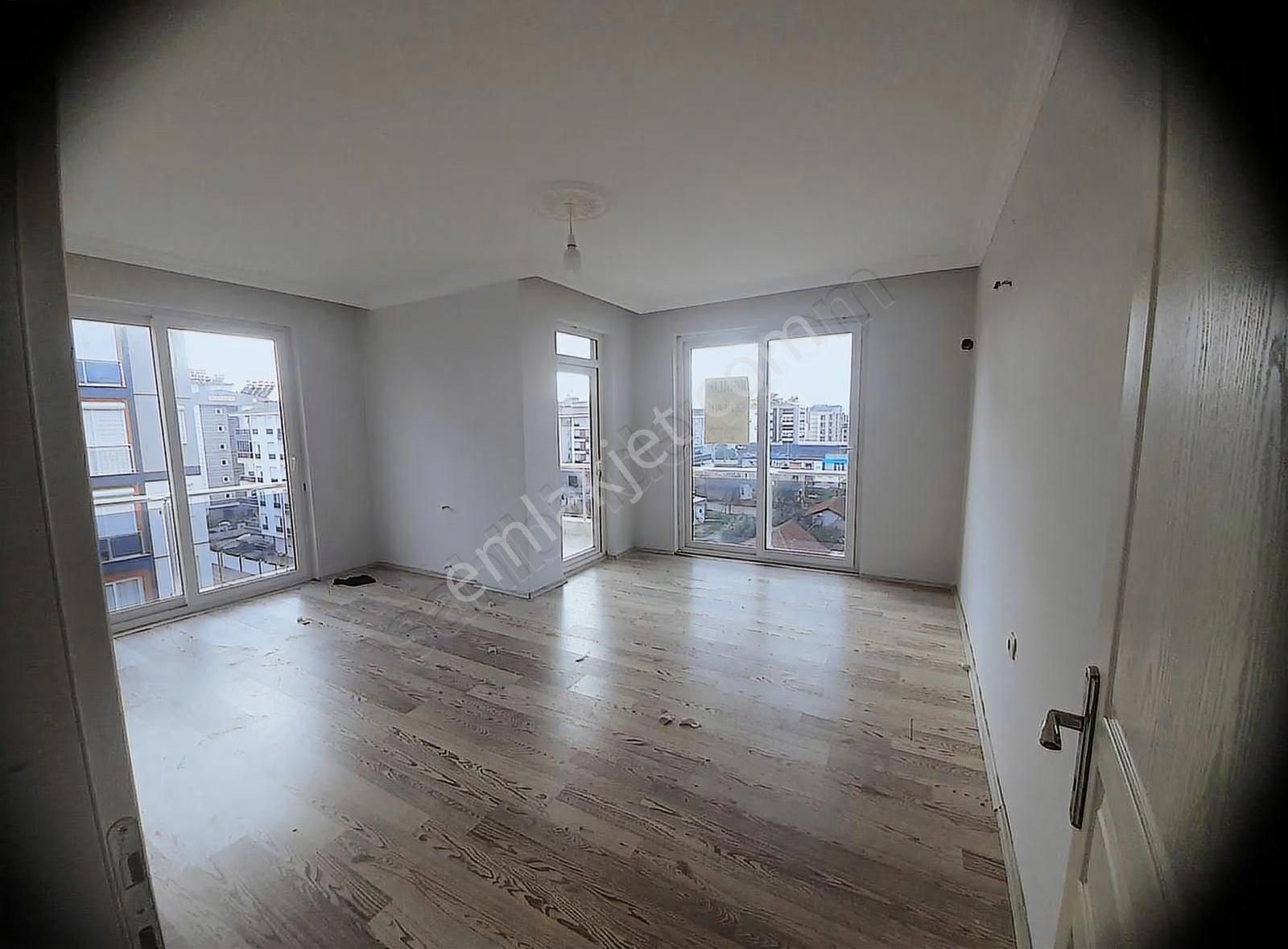 Kepez Hastane Yakını Havuzlu Site İçinde Kiralik 2+1 - Görsel 3