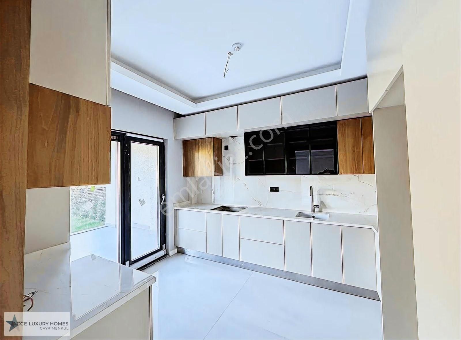 Başiskele Yuvacıkta Orman Manzaralı, Sıfır Modern Villa - Görsel 24