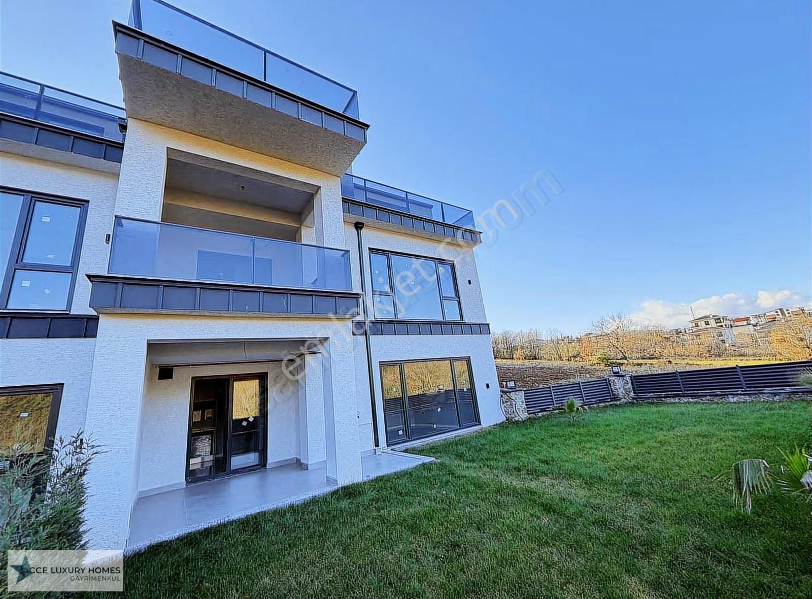 Başiskele Yuvacıkta Orman Manzaralı, Sıfır Modern Villa - Görsel 6