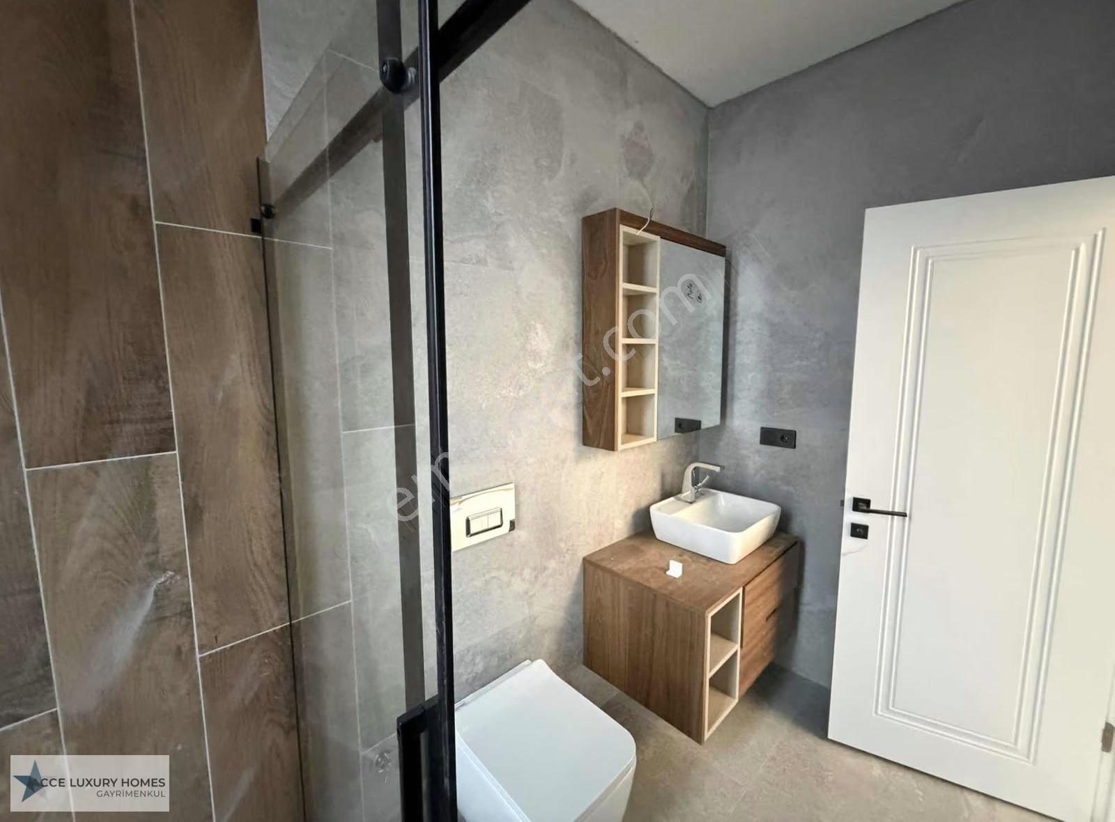 Başiskele Yuvacıkta Orman Manzaralı, Sıfır Modern Villa - Görsel 4