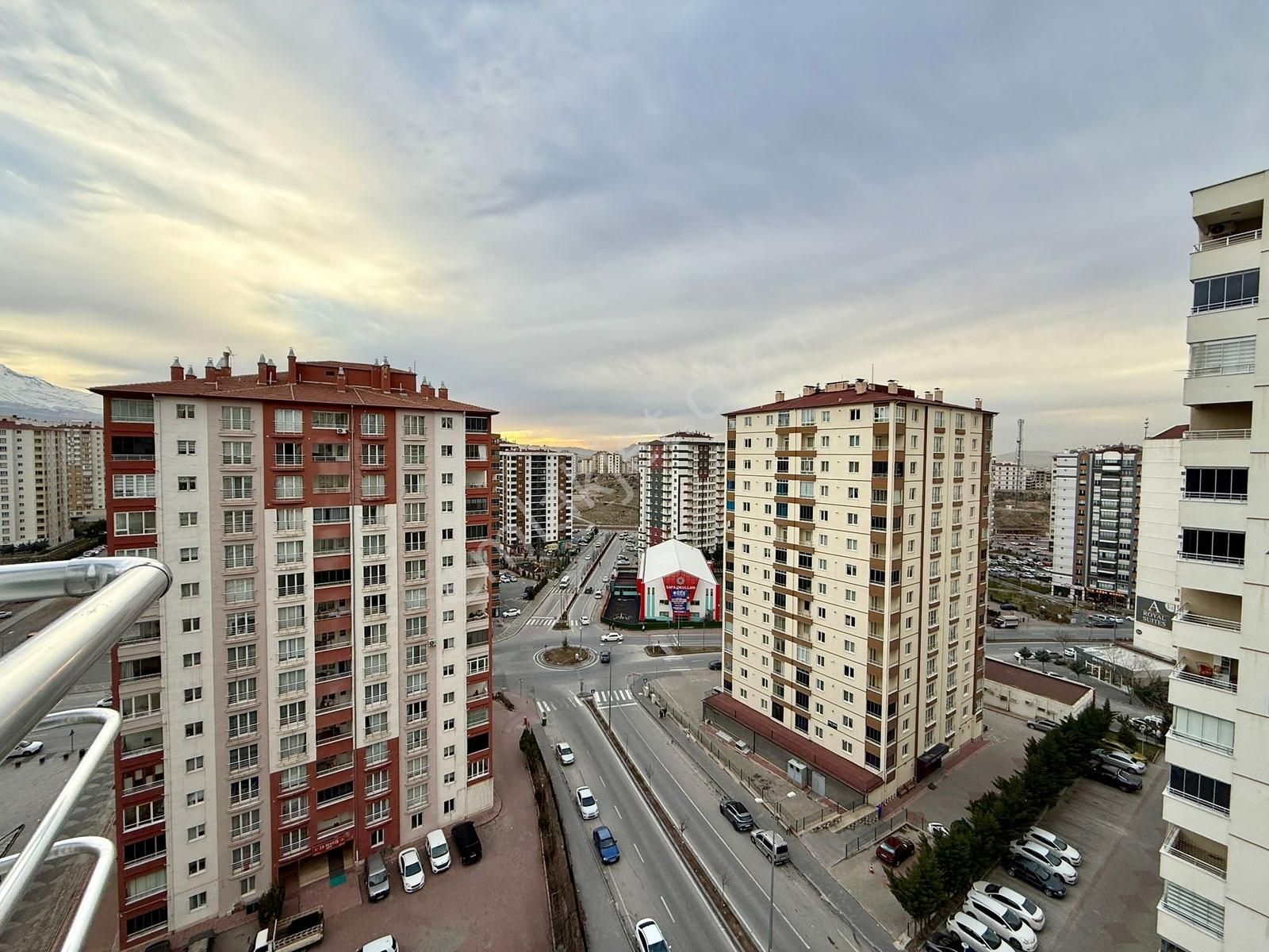 Kiralık..! Talas Karasu Caddesi Tramvay Yakını 3+1 Daıre - Görsel 21