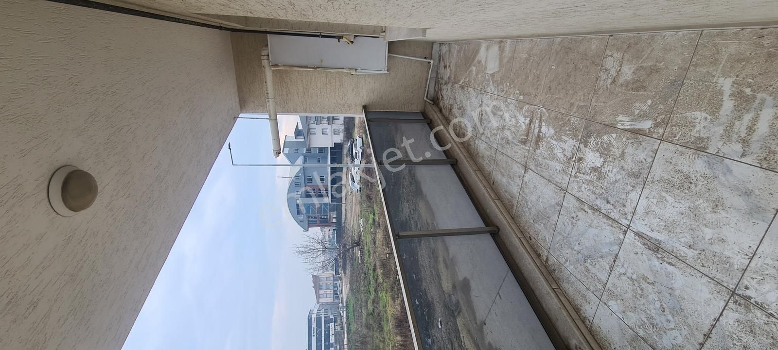 İnegöl Alanyurt Merkez De Satılık Ara Kat Daire. - Görsel 15