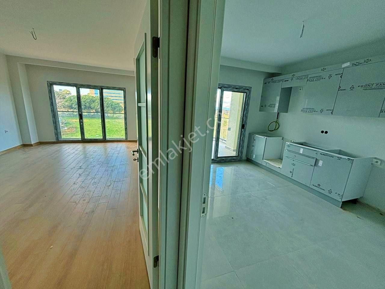 Uytundan Ören Yolunda Havuzlu Sitede 3+1 Lüks Daire - Görsel 7