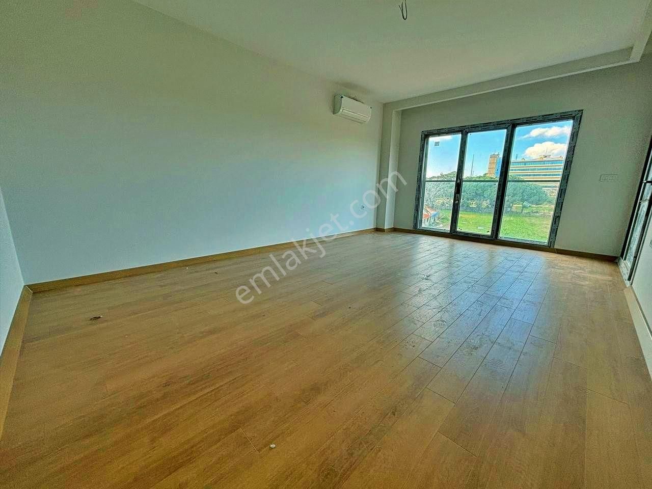 Uytundan Ören Yolunda Havuzlu Sitede 3+1 Lüks Daire - Görsel 11