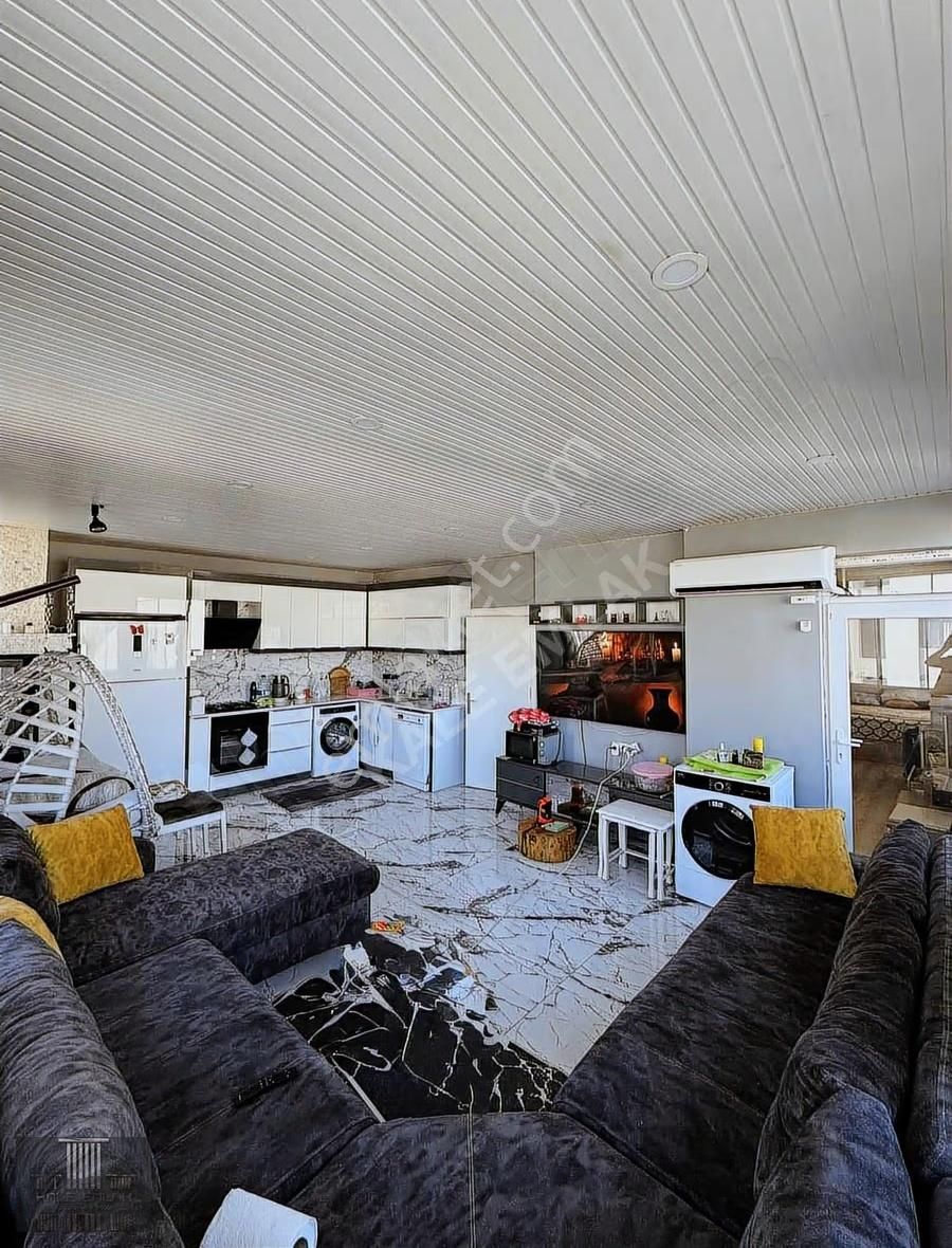 Kepez Göçerlerde Şehir Hast. Yakınında Satılık 5+2 Dubleks Daire