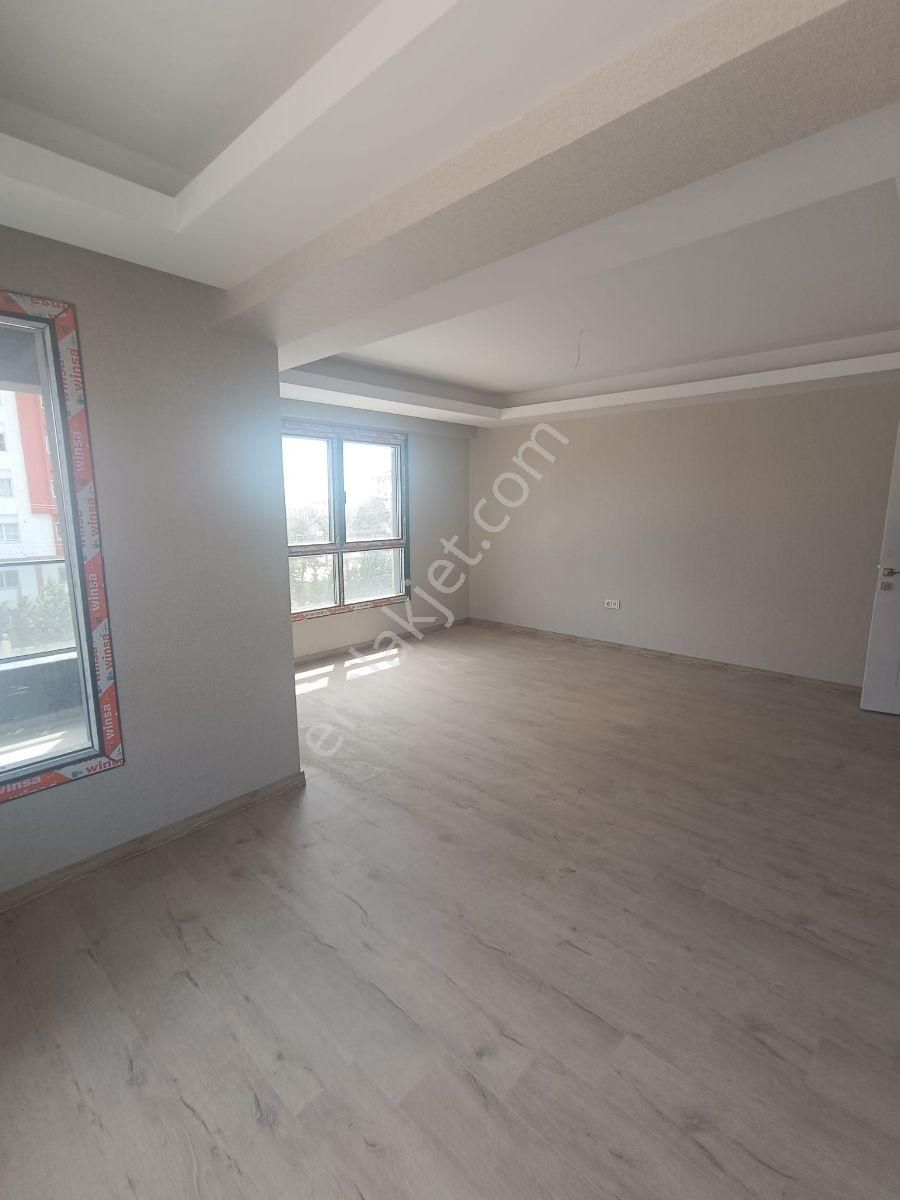 Yıldızpark'ta Eşsiz Konumda 3+1 Arakat Daire - Görsel 20