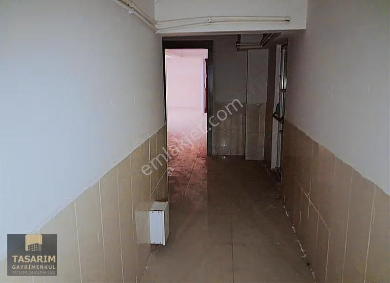 Alsancak Mahallesi Cadde Üzeri Kurumsal'a Kiralık Dükkan - Görsel 27