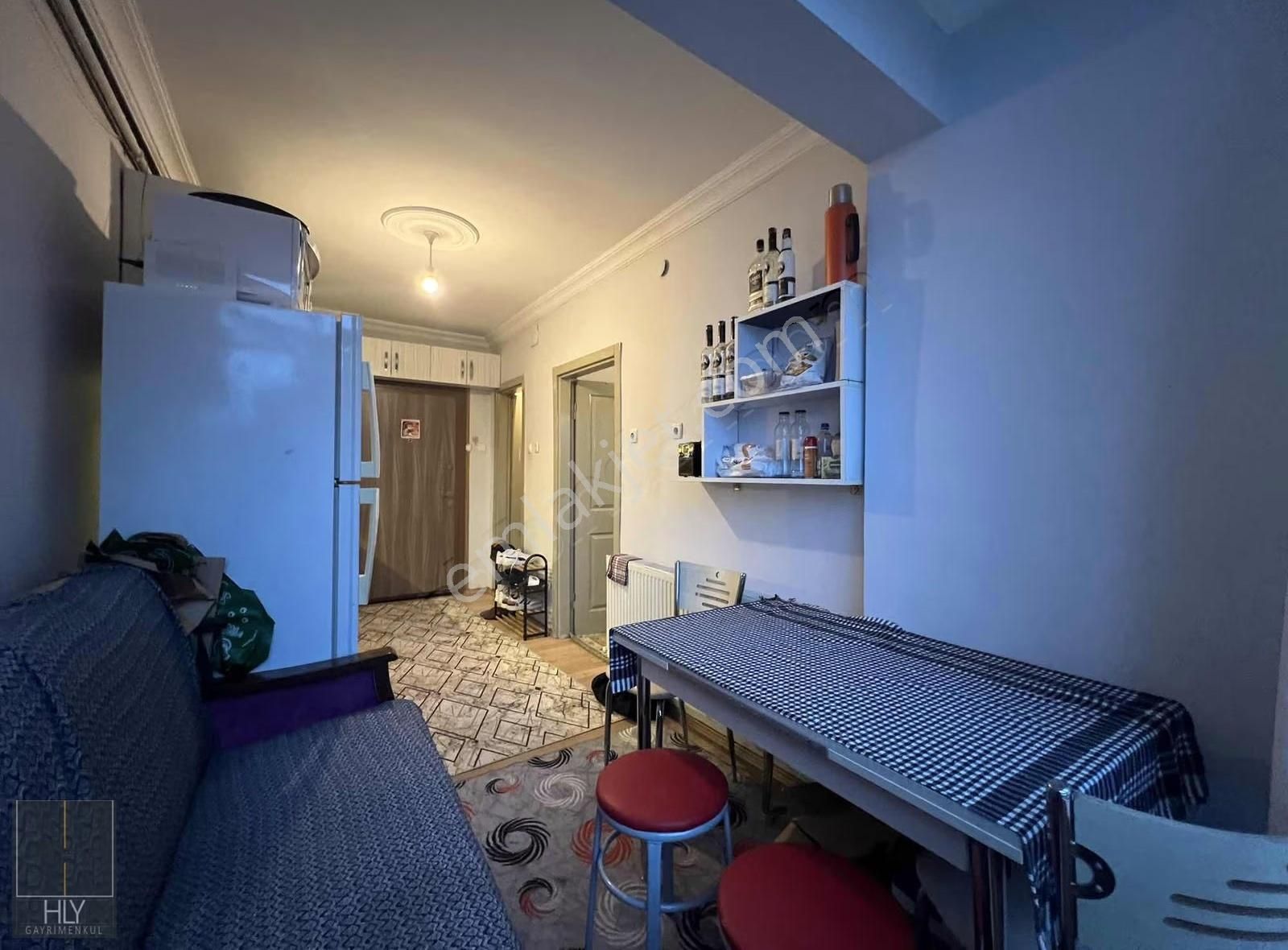 Hly Gayrimenkulden Kasaplar Mah.de Eşyalı 1+1 Satılık Daire - Görsel 13
