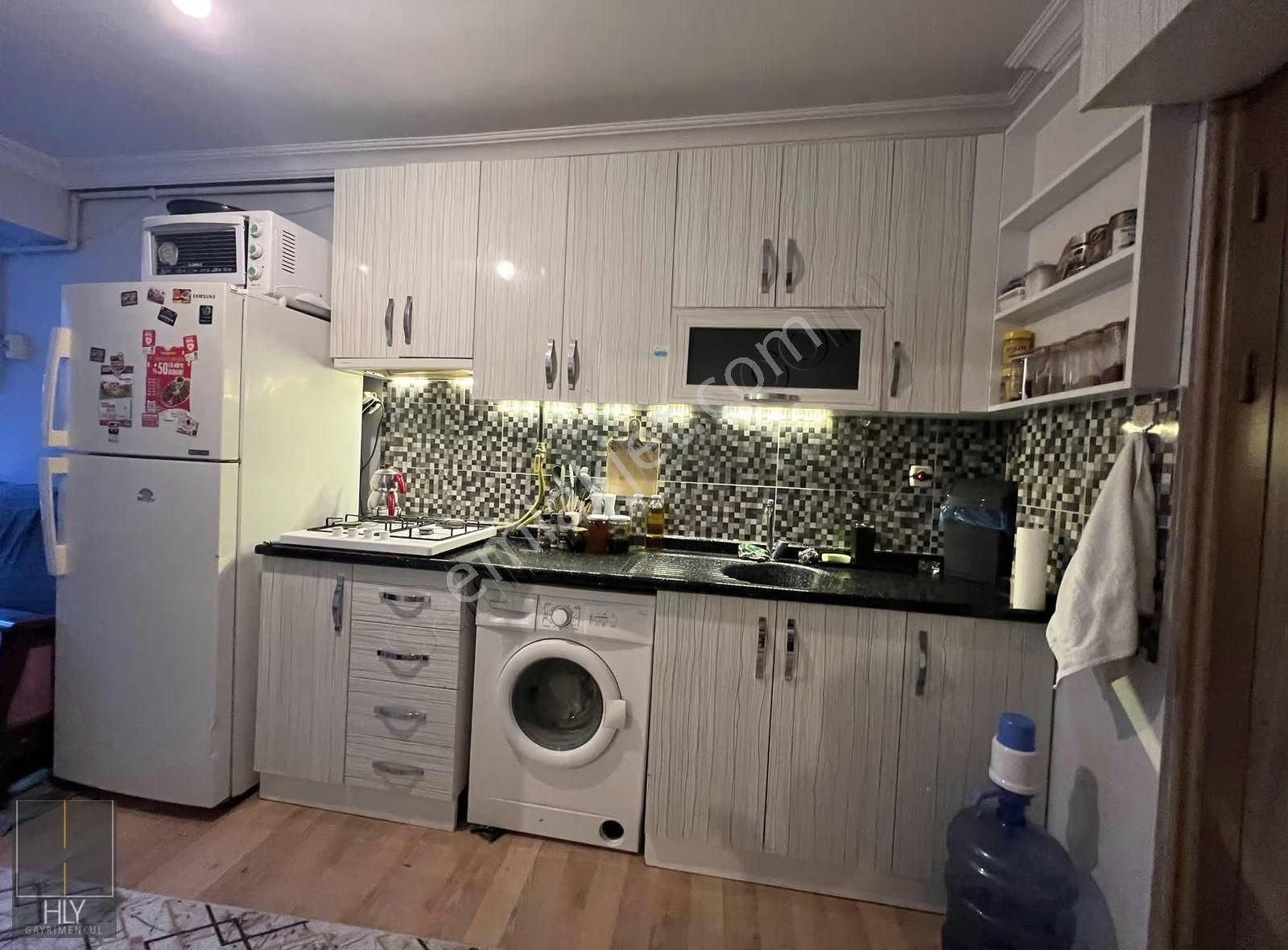 Hly Gayrimenkulden Kasaplar Mah.de Eşyalı 1+1 Satılık Daire - Görsel 7