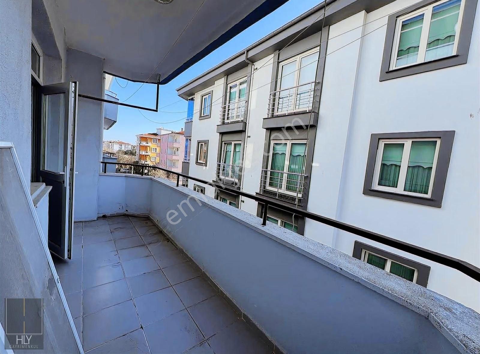 Hly'den Beyoğlu Caddesi Üzerinde 3+1 Ara Kat Kiralık Daire - Görsel 21