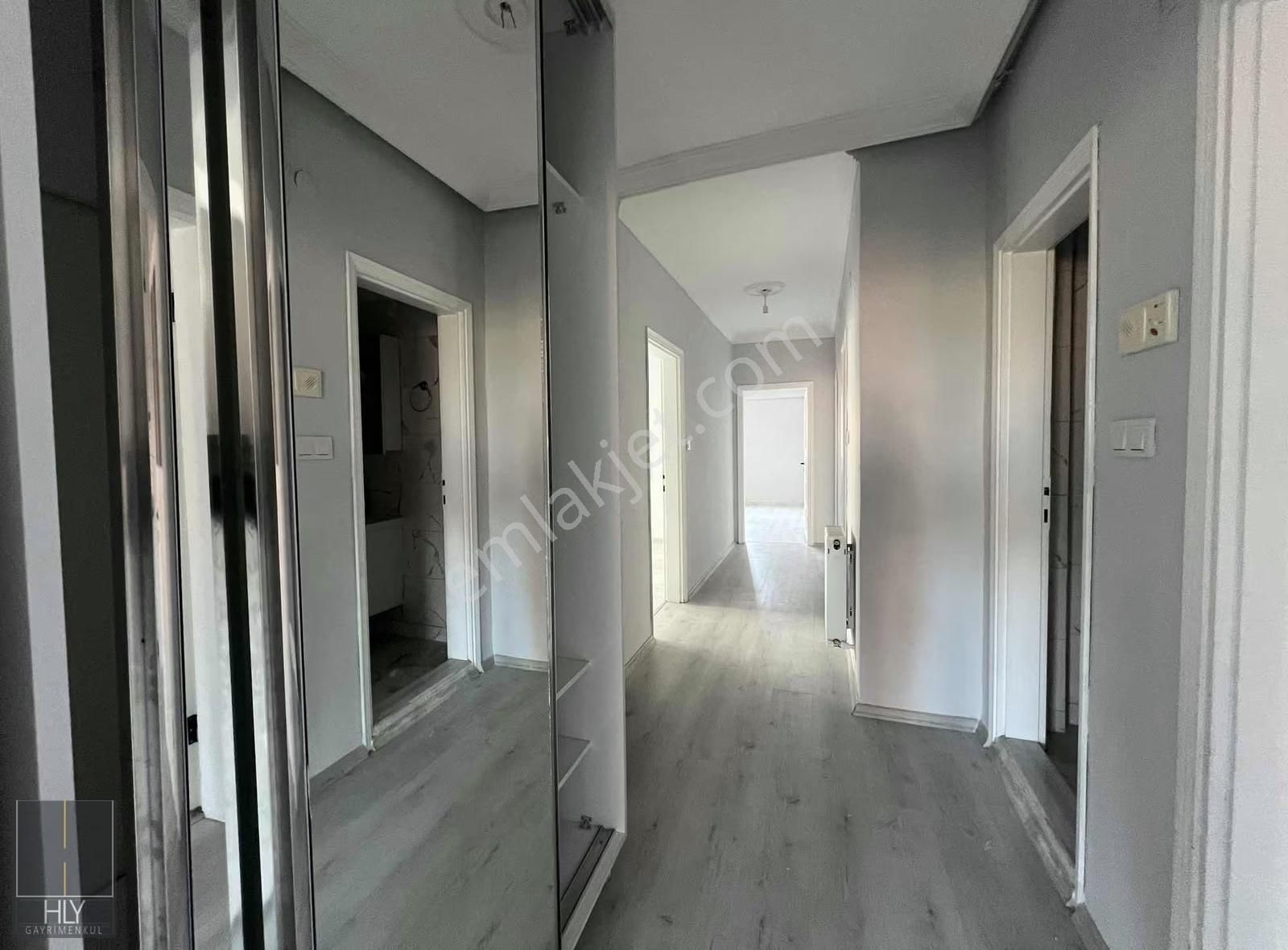 Hly'den Beyoğlu Caddesi Üzerinde 3+1 Ara Kat Kiralık Daire - Görsel 18