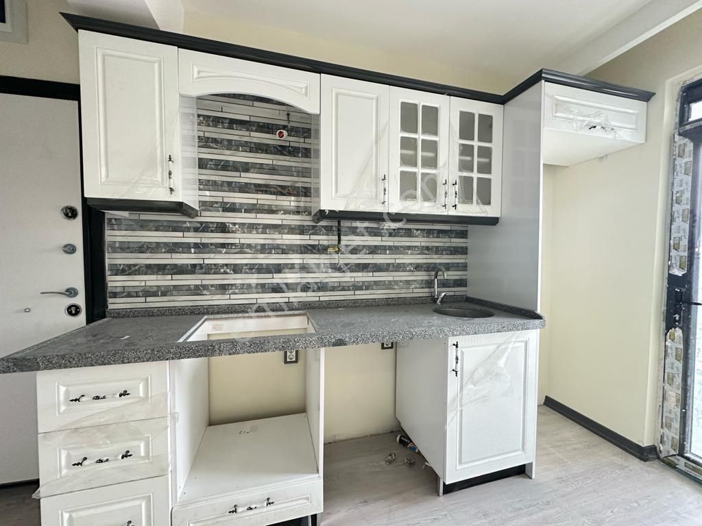 🏢✨ Özel Garajlı Fırsat • Satılık 1+1 Apart • 1. Kat • 50 M2 • Asansörlü • Kalorifer 🏢✨ (d270) - Görsel 2