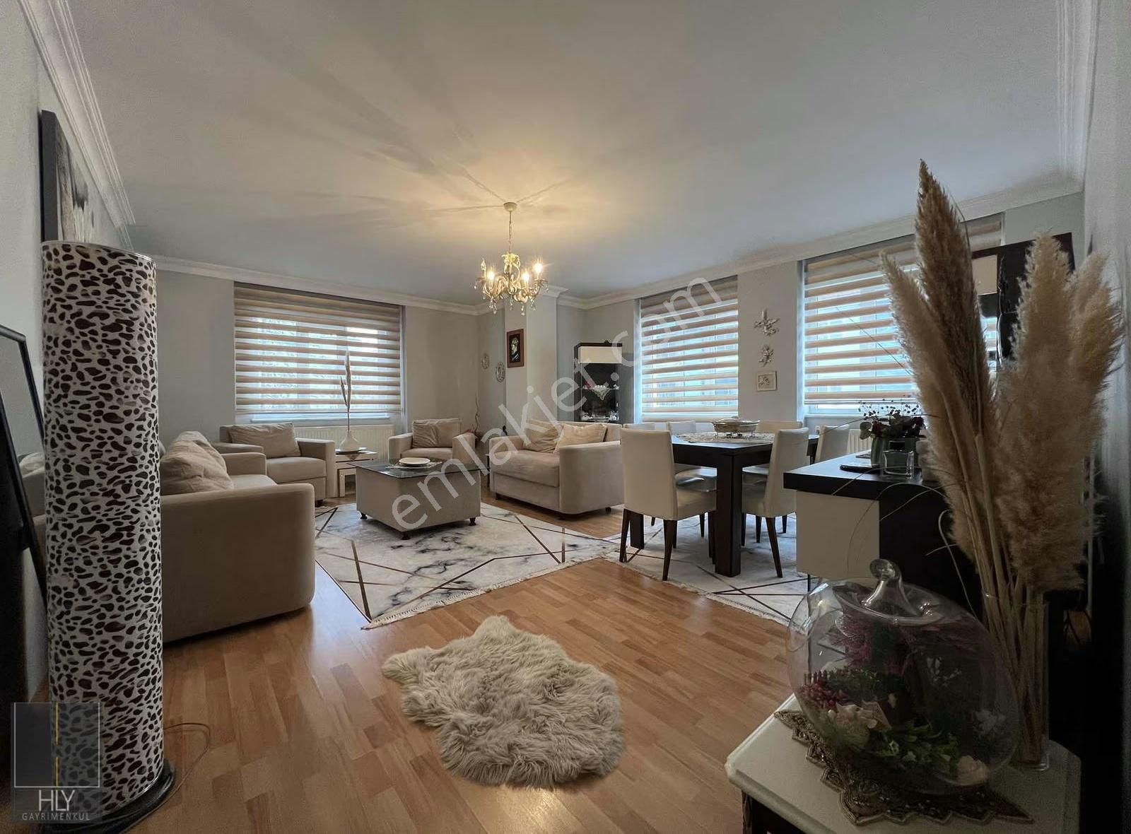 Hly Gayrimenkulden B.evler Mahallesinde Arakat 3+1 Satılık Daire - Görsel 8