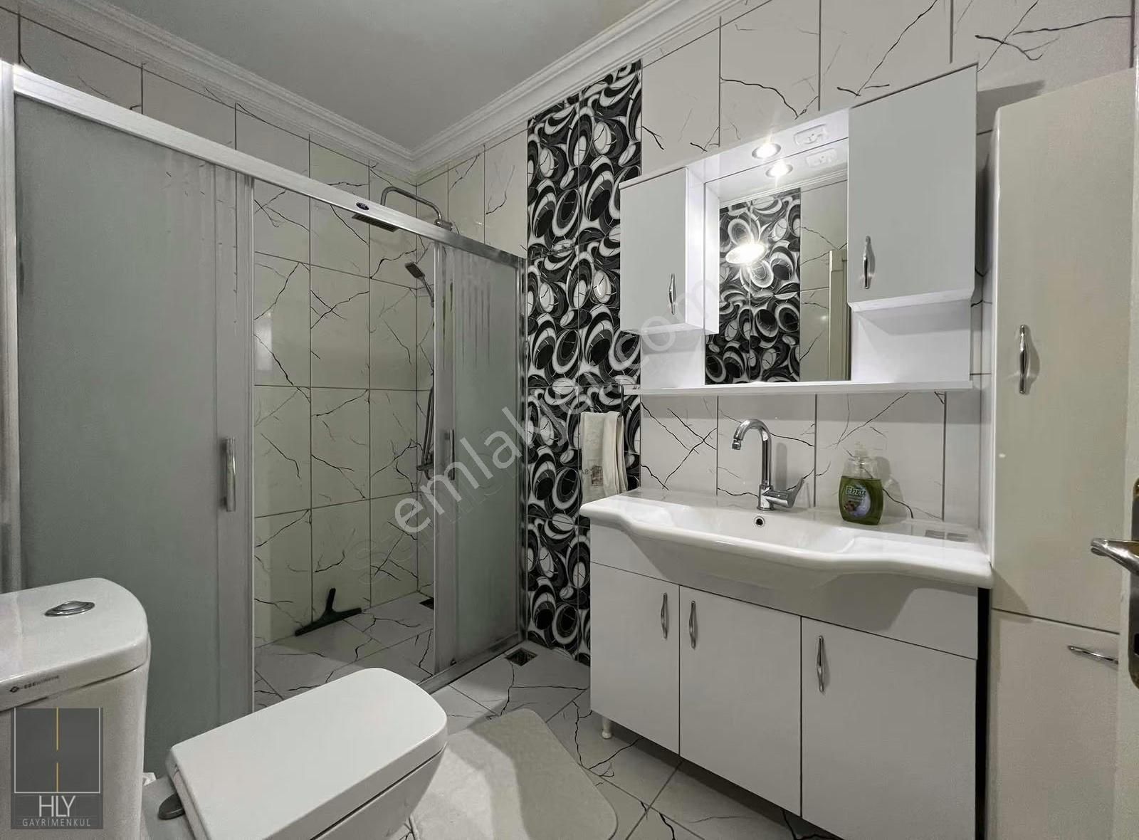 Hly Gayrimenkulden B.evler Mahallesinde Arakat 3+1 Satılık Daire - Görsel 12