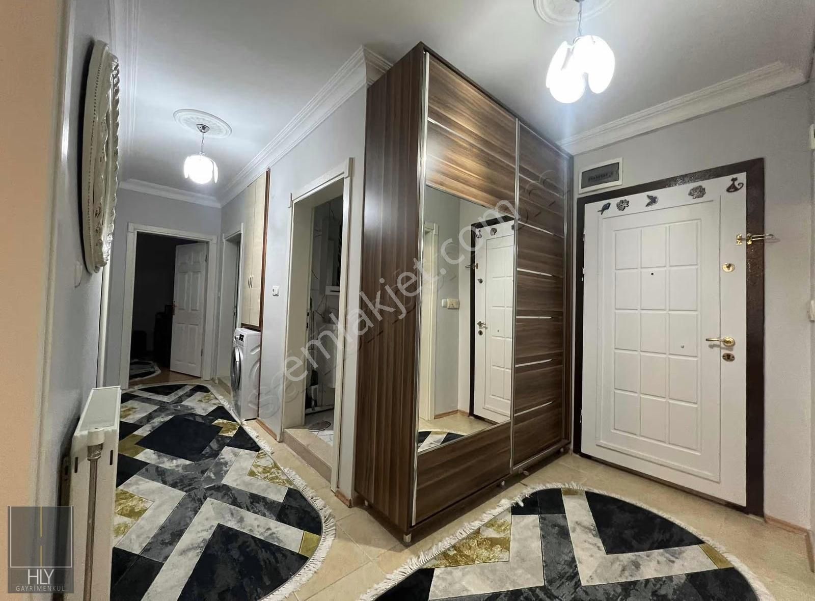 Hly Gayrimenkulden B.evler Mahallesinde Arakat 3+1 Satılık Daire - Görsel 28