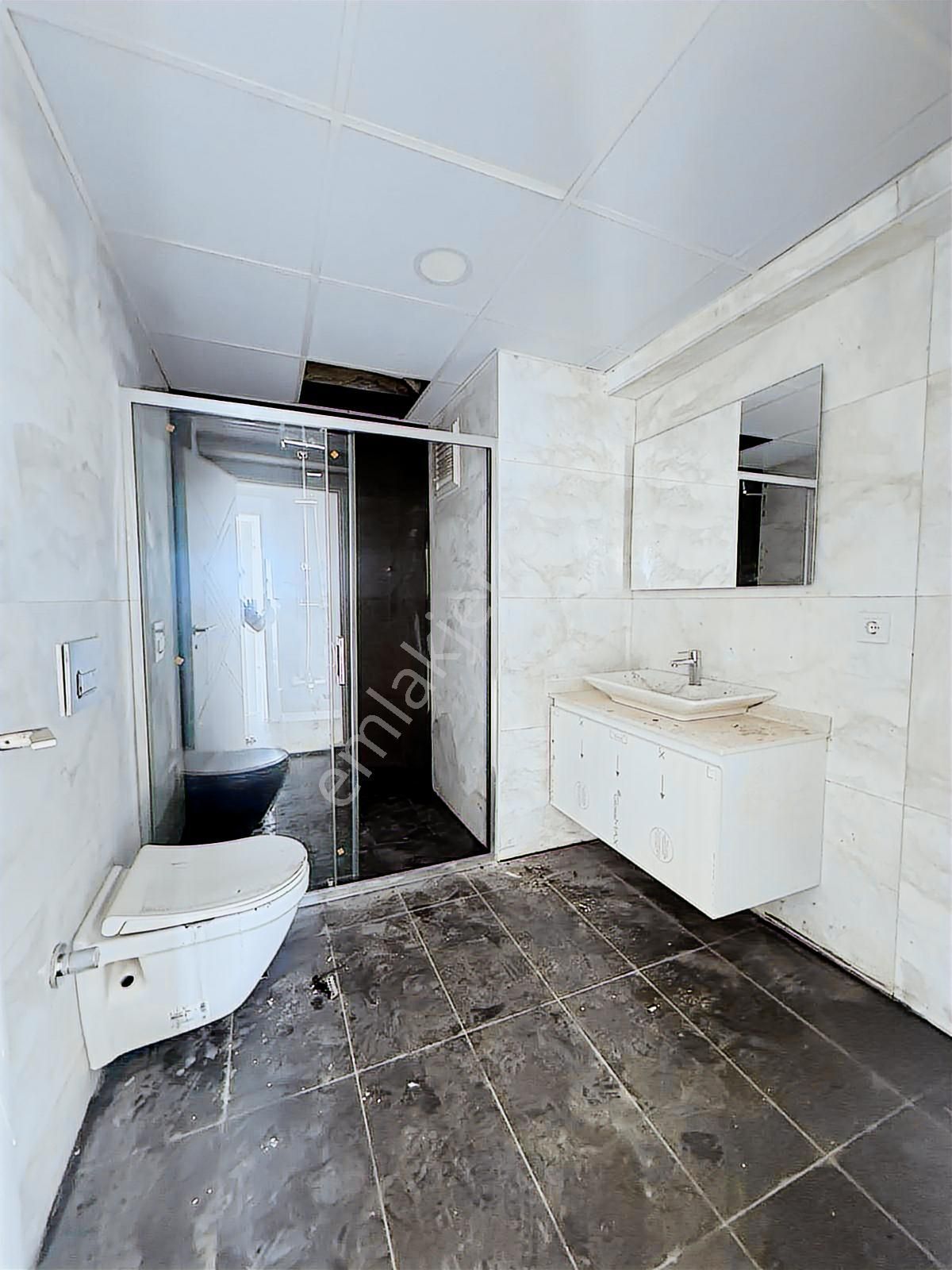 Akçalarda Göl Manzaralı Sıfır Geniş 3+1 Daire - Görsel 16