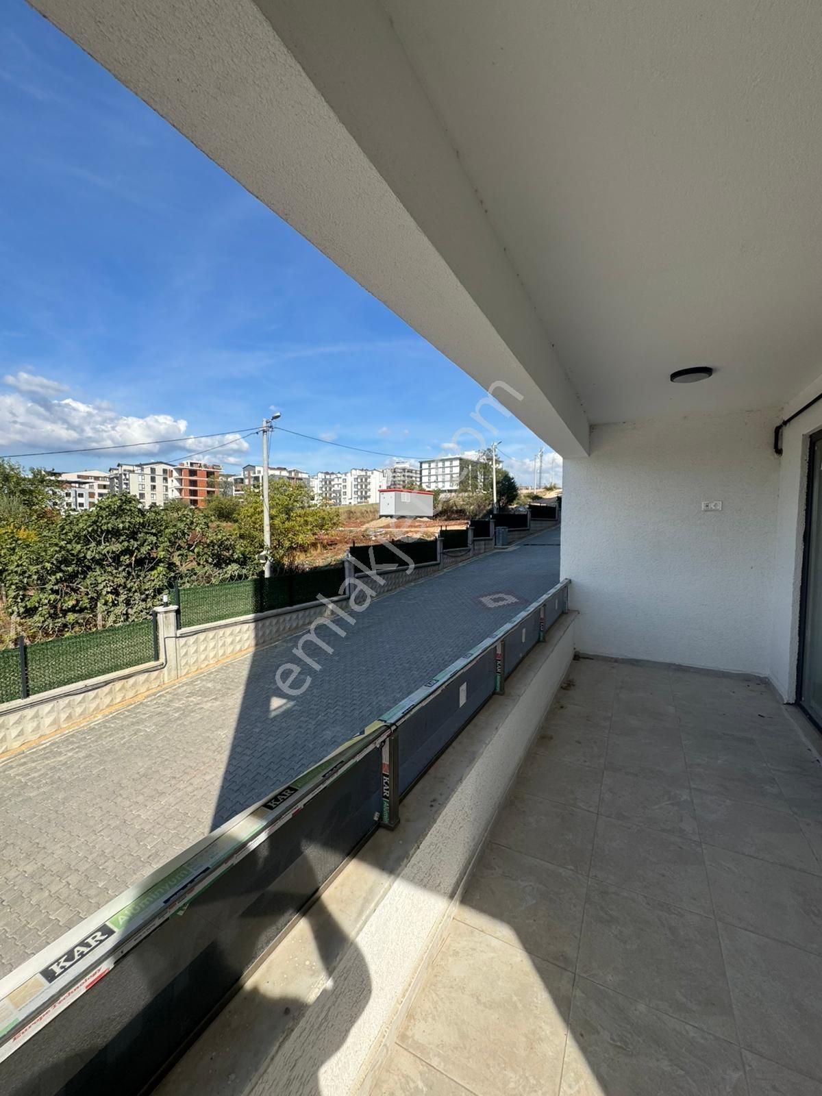 Akçalarda Göl Manzaralı Sıfır Geniş 3+1 Daire - Görsel 6