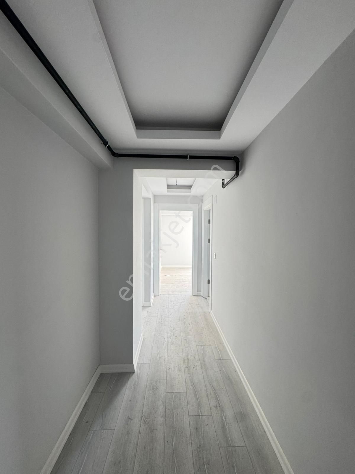 Akçalarda Göl Manzaralı Sıfır Geniş 3+1 Daire - Görsel 20