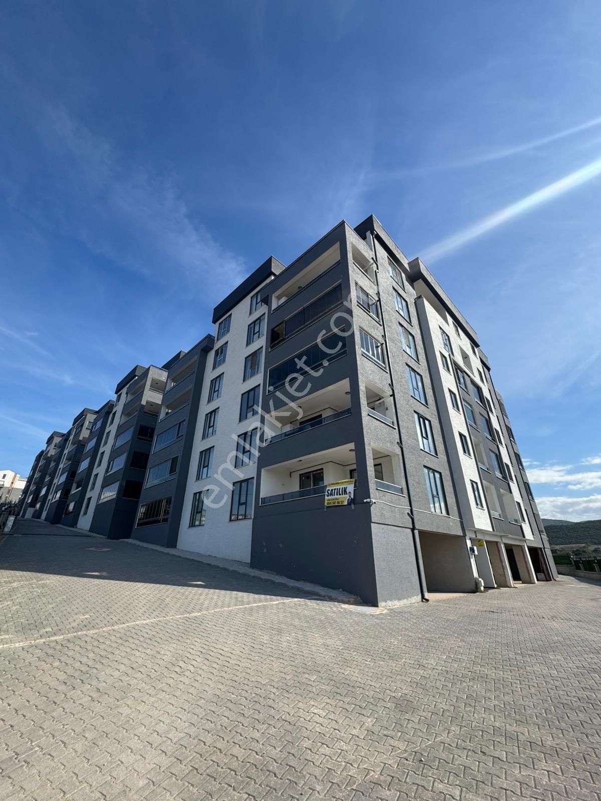 Akçalarda Göl Manzaralı Sıfır Geniş 3+1 Daire - Görsel 18