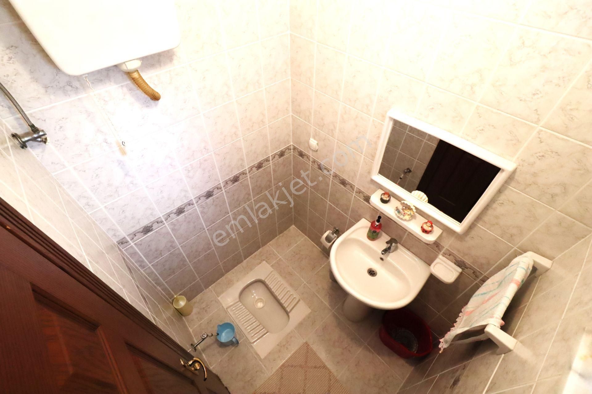 👉aygül'den Edremit Hamidiye'de Ön Cephe Ayrı Mutfak Doğalgazlı Otoparklı 4+1 Satılık Müstakil Villa - Görsel 10