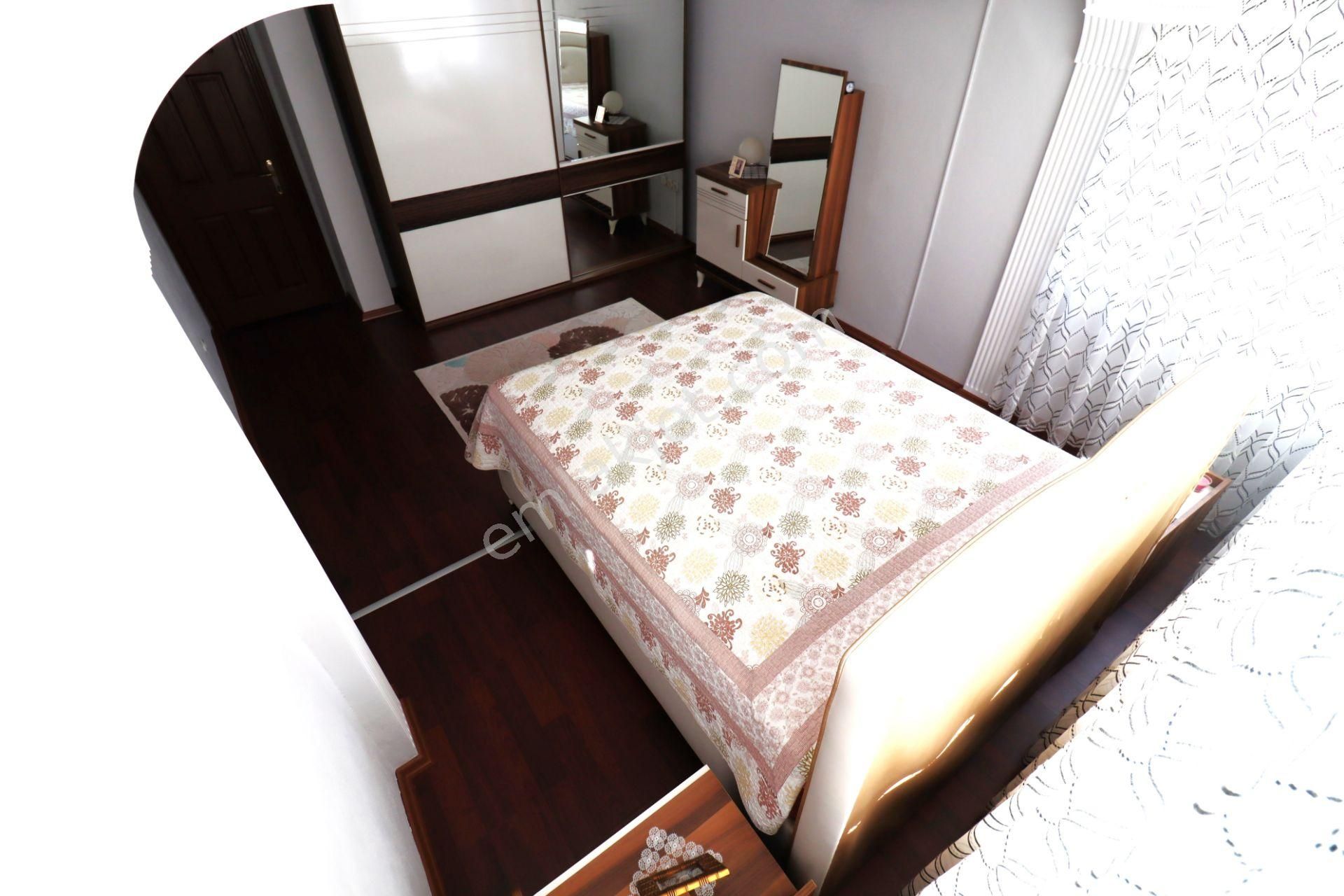 👉aygül'den Edremit Hamidiye'de Ön Cephe Ayrı Mutfak Doğalgazlı Otoparklı 4+1 Satılık Müstakil Villa - Görsel 14