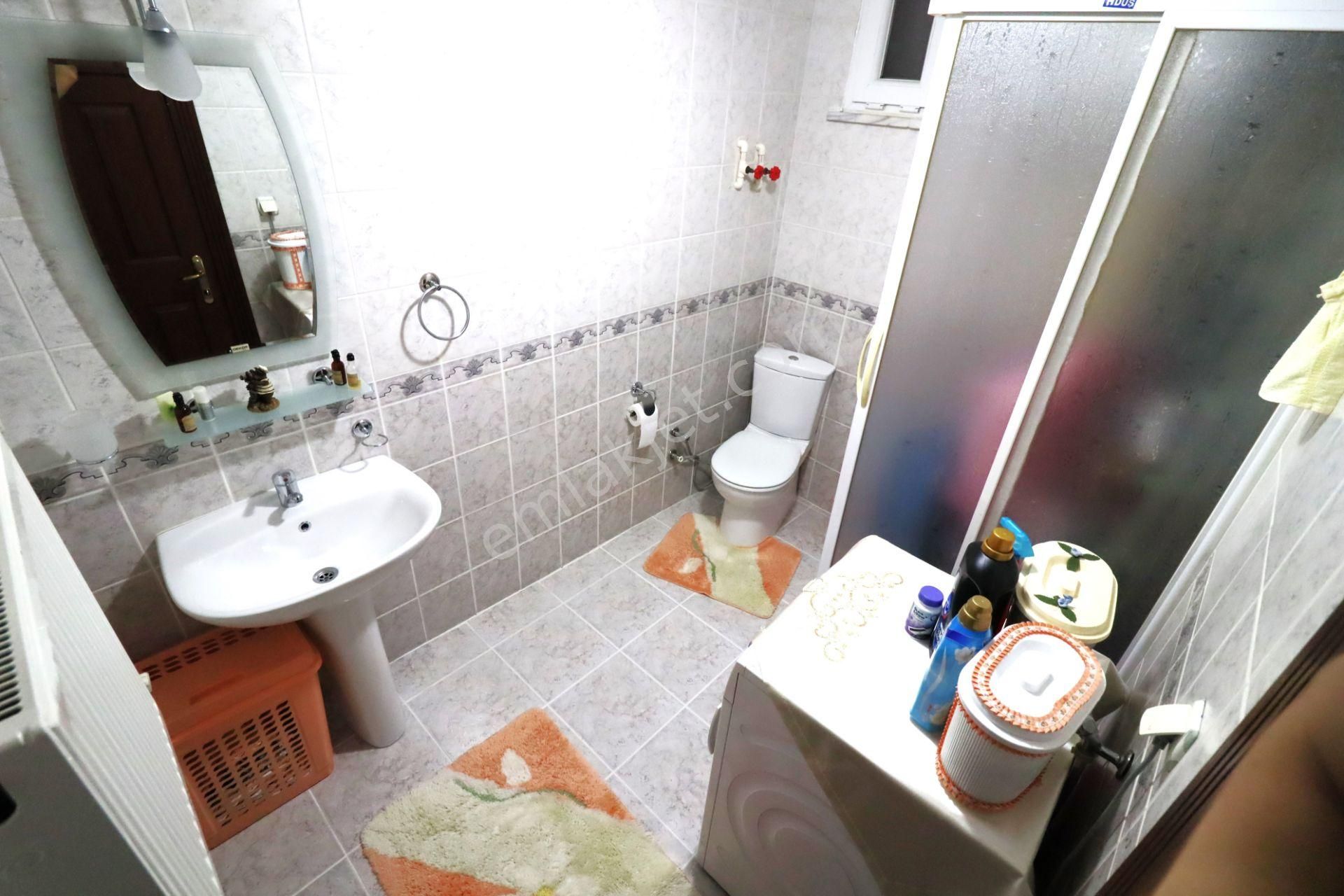 👉aygül'den Edremit Hamidiye'de Ön Cephe Ayrı Mutfak Doğalgazlı Otoparklı 4+1 Satılık Müstakil Villa - Görsel 32