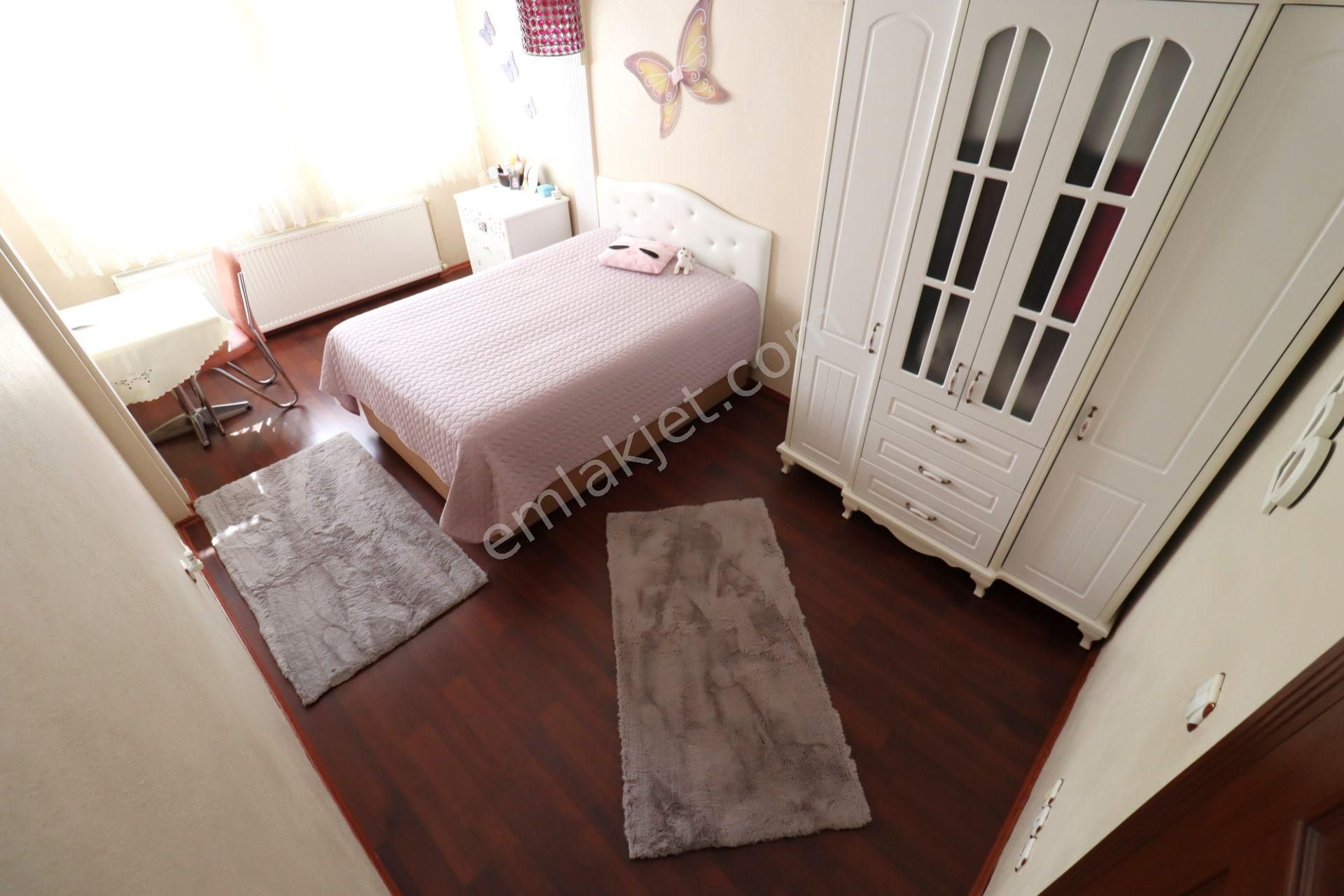 👉aygül'den Edremit Hamidiye'de Ön Cephe Ayrı Mutfak Doğalgazlı Otoparklı 4+1 Satılık Müstakil Villa - Görsel 20