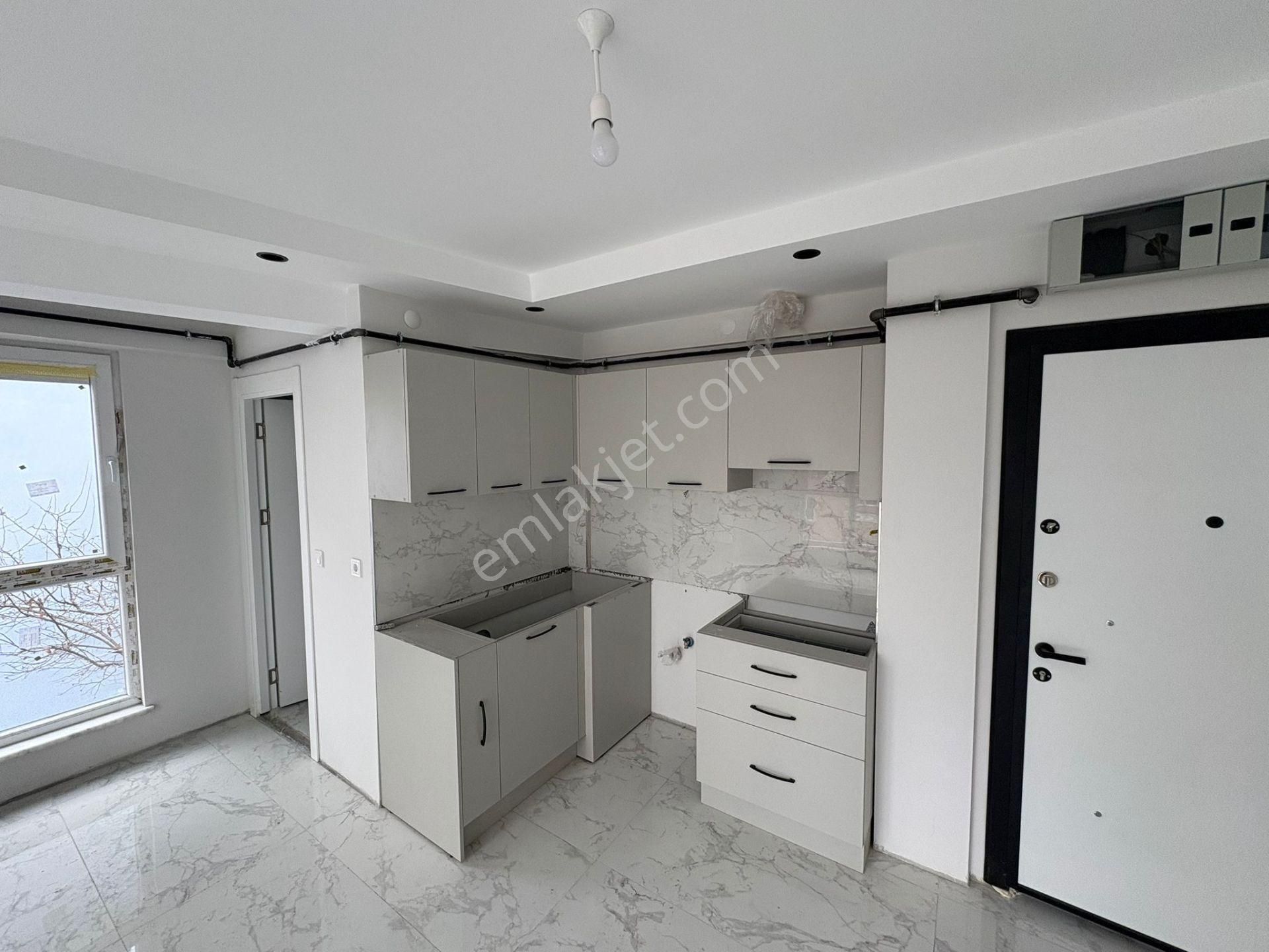 🏡✨ Ertuğrulgazi Mahallesi • Kaçırılmayacak Fırsat! • Satılık 1+1 • Kat Seçenekli ✨🏡 (d271)