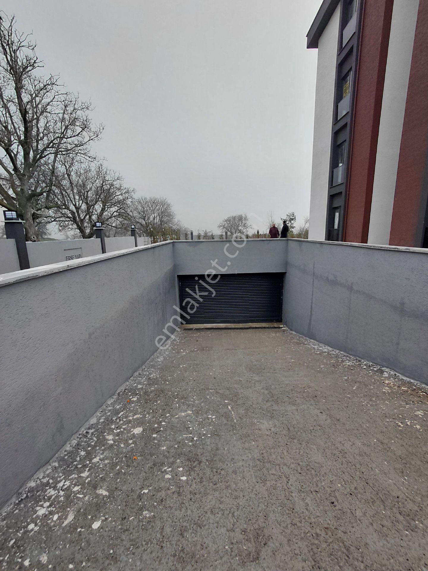 Hürriyet Mahalleisnde Satılık 2+1 Daire - Görsel 2