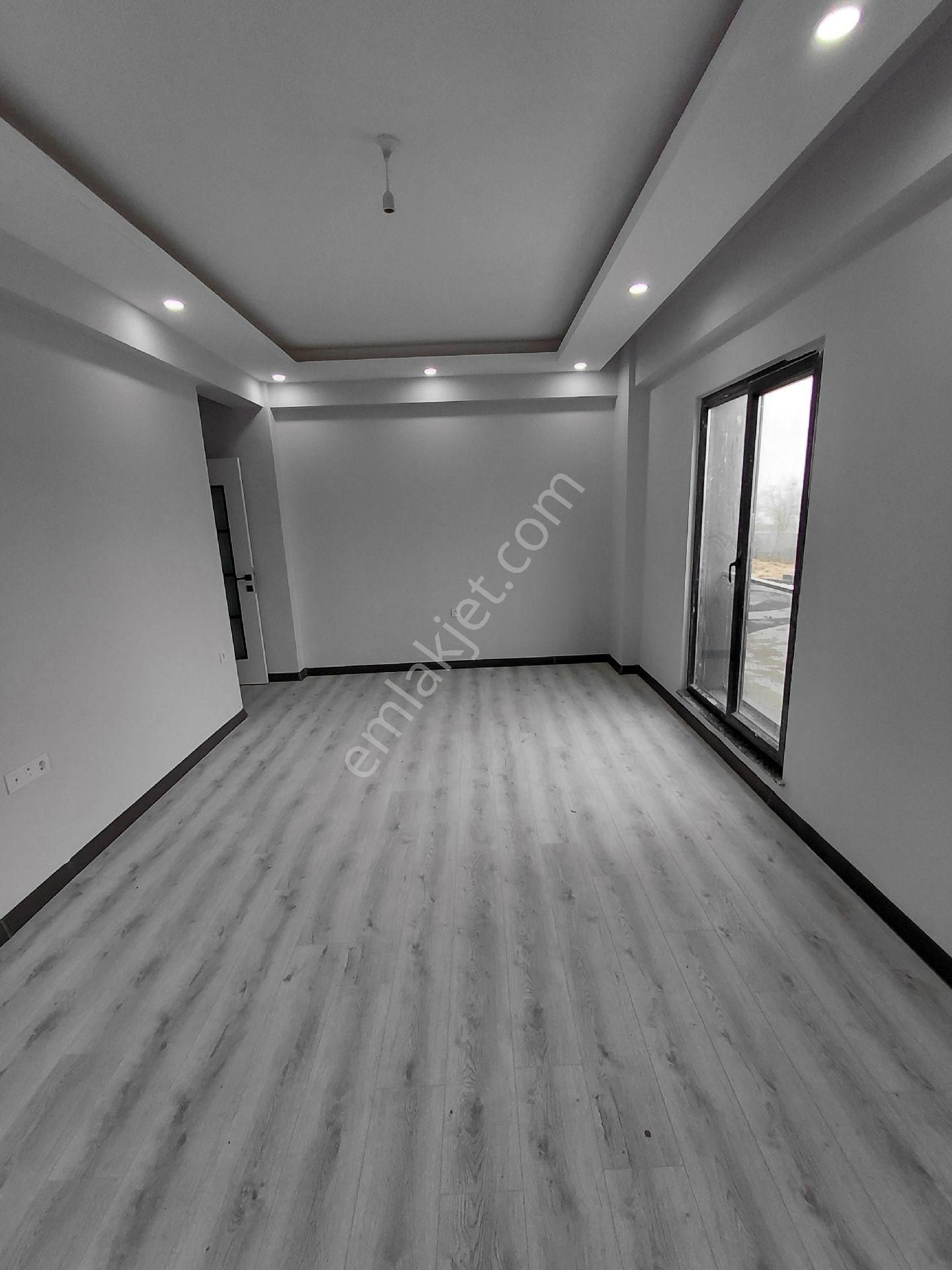 Hürriyet Mahalleisnde Satılık 2+1 Daire - Görsel 7