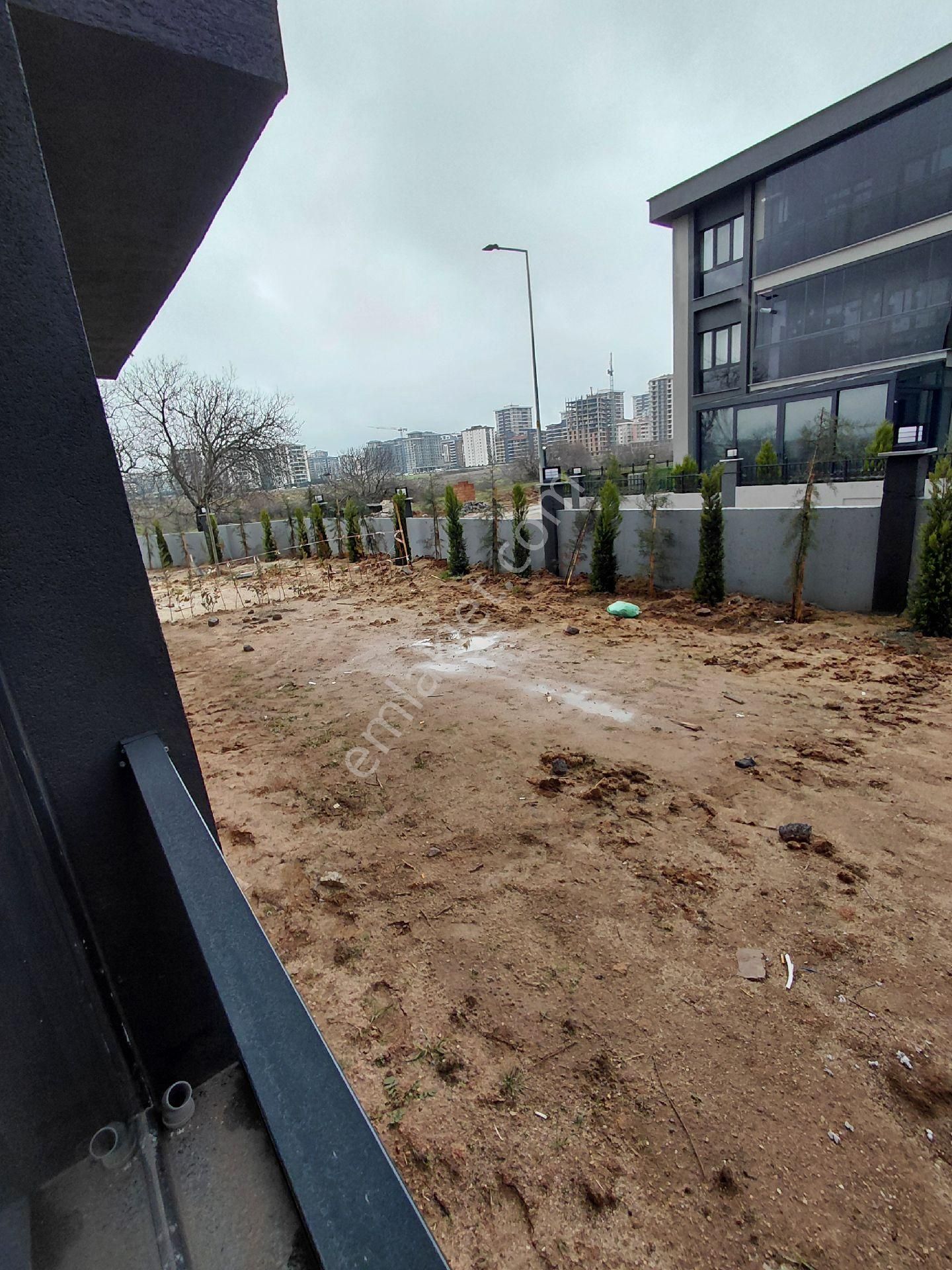 Hürriyet Mahalleisnde Satılık 2+1 Daire - Görsel 17