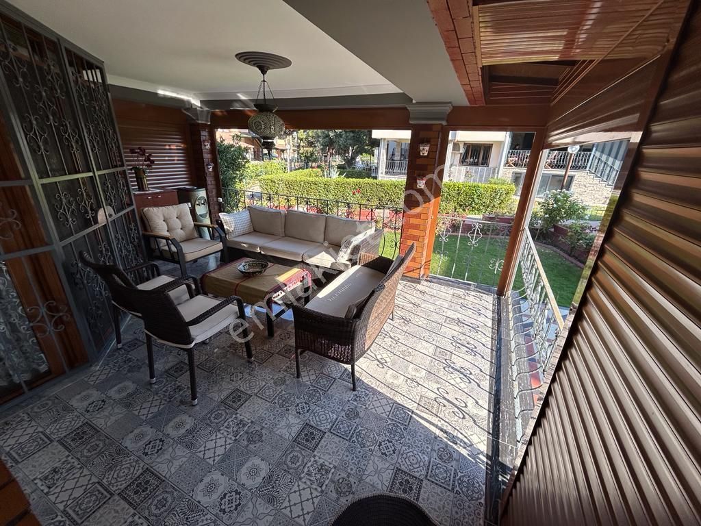 Kuşadası Davutlar Da Denize Yakın 5+1 Satılık Villa - Görsel 16