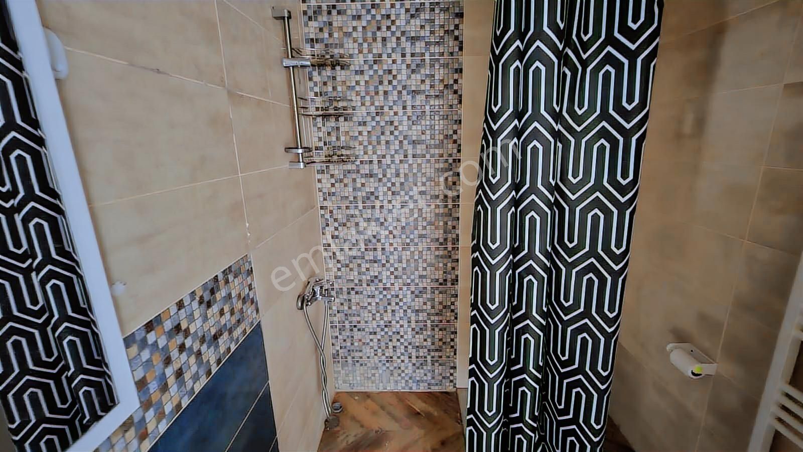 Studio City 1. Etap'ta Bahçe Katı Eşyalı Kiralık 2+1 Daire - Görsel 18