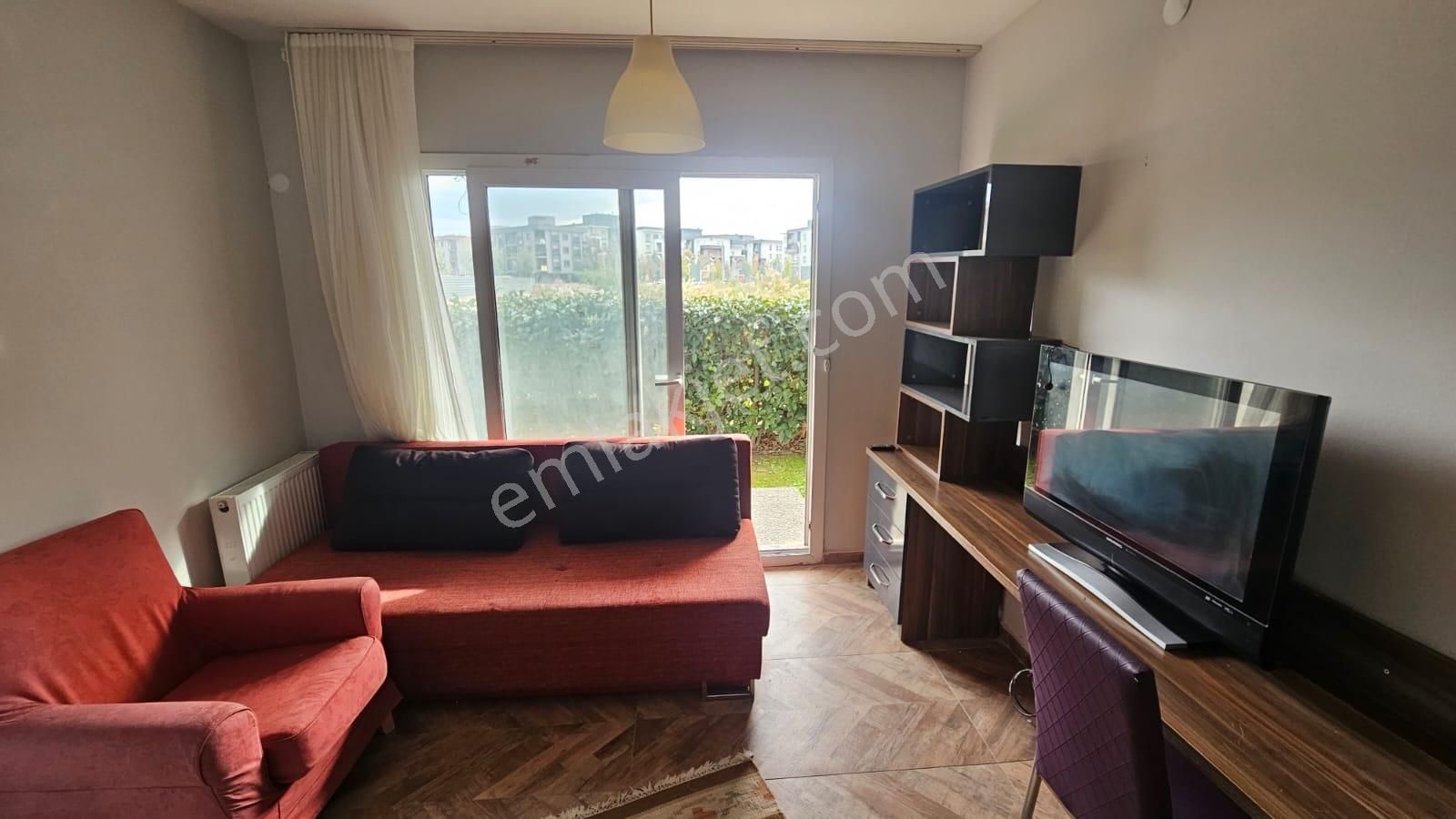 Studio City 1. Etap'ta Bahçe Katı Eşyalı Kiralık 2+1 Daire - Görsel 4