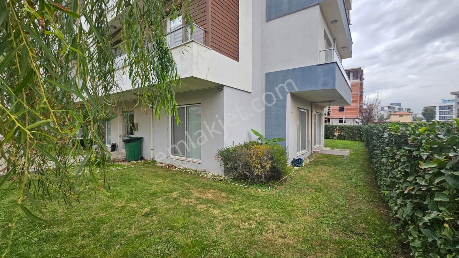 Studio City 1. Etap'ta Bahçe Katı Eşyalı Kiralık 2+1 Daire - Görsel 9