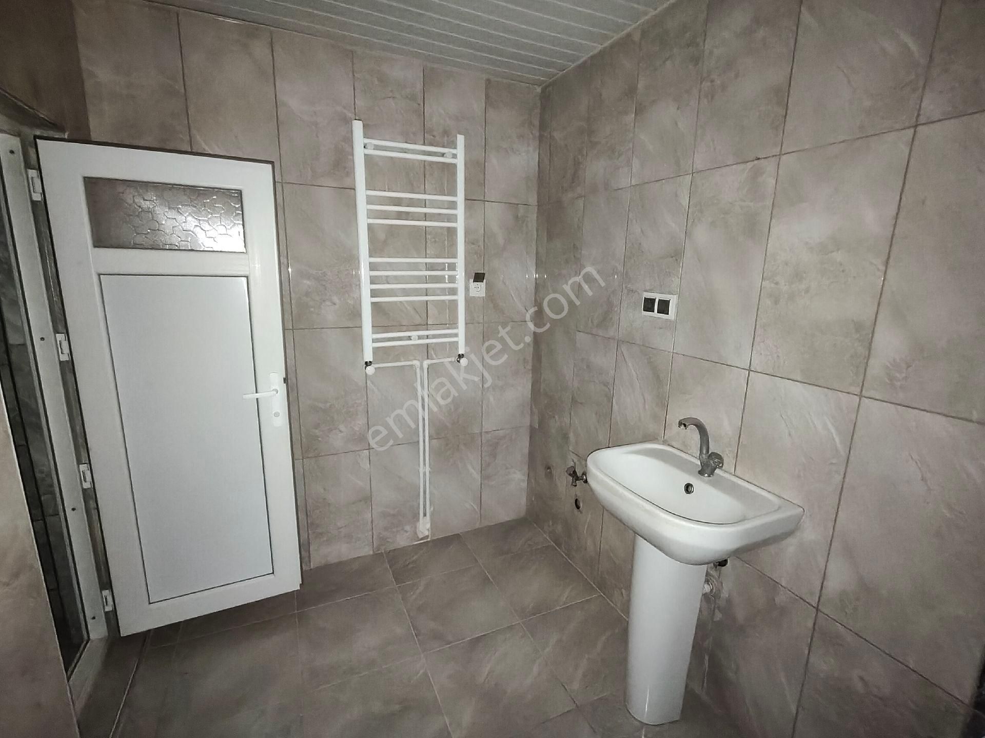 Döşemealtı Çıplaklı Mahallesinde Kiralık 2+1 Doğalgazlı Daire - Görsel 18