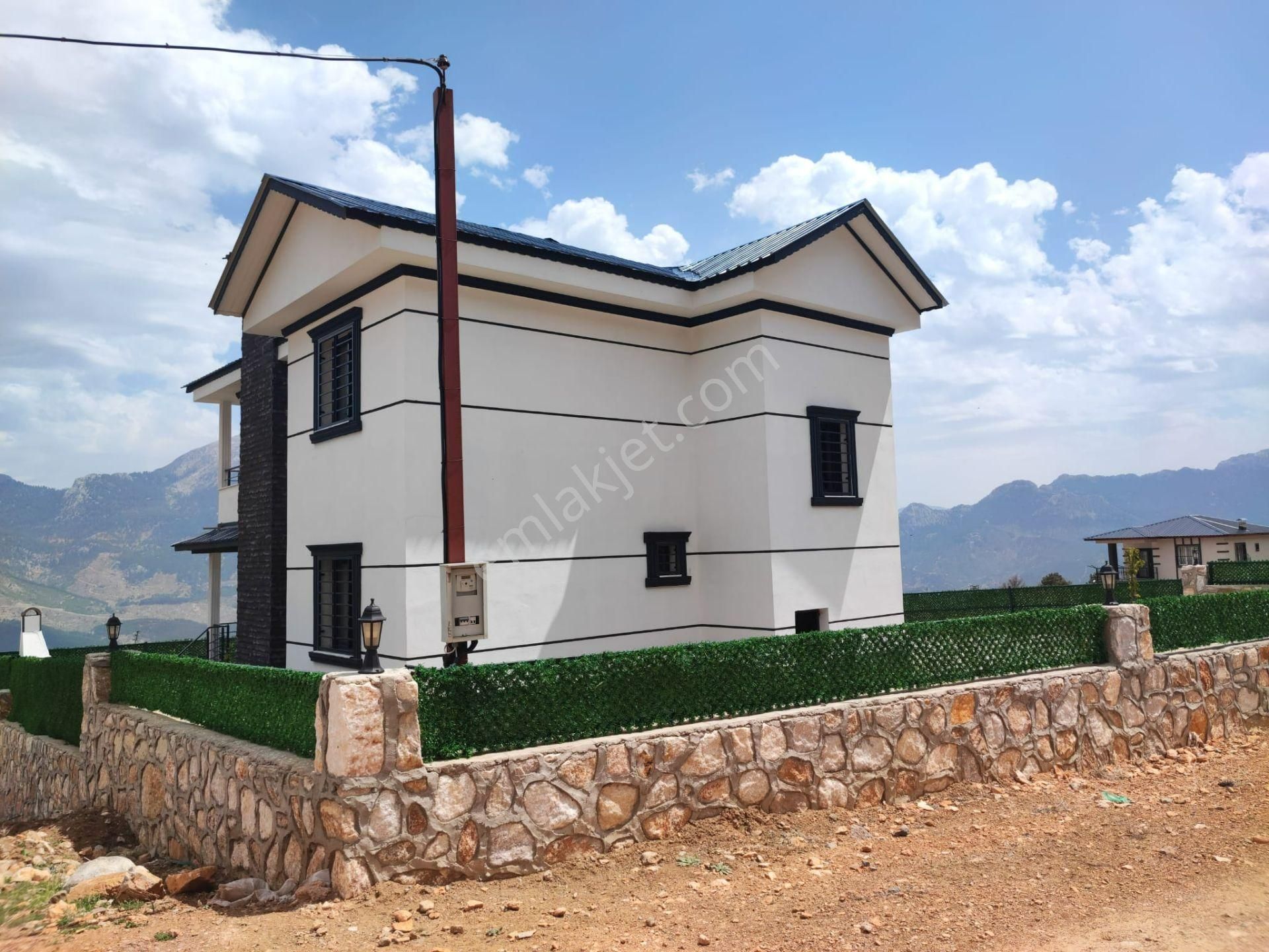 Kar Emlakan Yenikonacık Bozkırlı Mevkiinde 4+1 Ultra Lüks Satılık Villa - Görsel 21