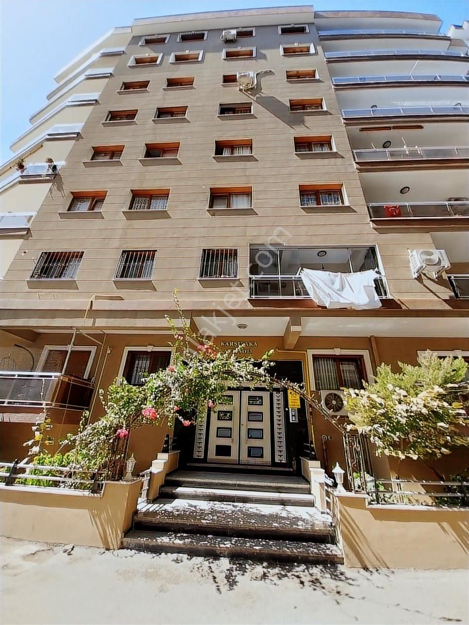 Anadolu Caddesi Alt Sokağında Harika Konumda Kiralık 3+1 - Görsel 8