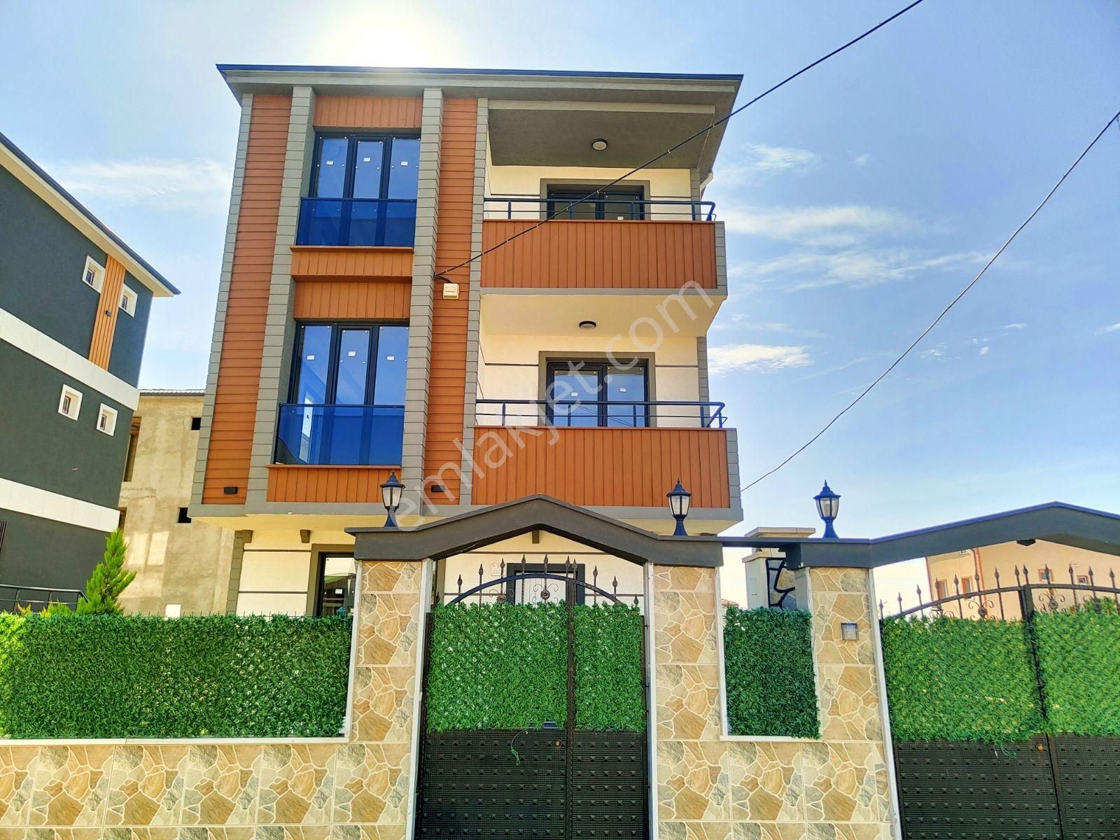 Kartallar'dan Büyük Müstakil Villa.geniş Salon Ferah Odalı 4+1. - Görsel 21