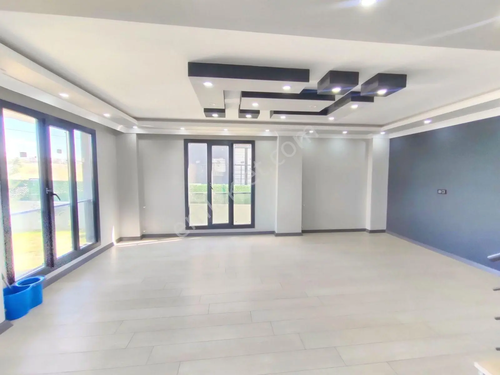 Kartallar'dan Büyük Müstakil Villa.geniş Salon Ferah Odalı 4+1. - Görsel 22