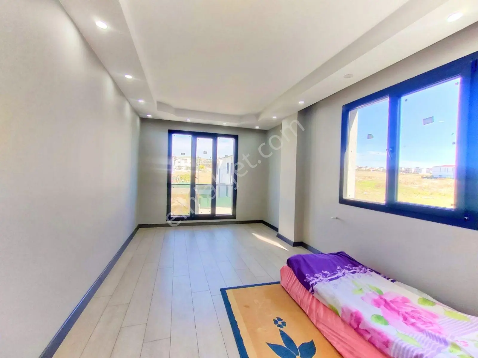 Kartallar'dan Büyük Müstakil Villa.geniş Salon Ferah Odalı 4+1. - Görsel 23