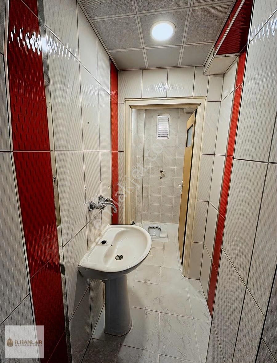 Pamuklar Mah.kızılcahamam Cad.yakın Ara Katta Kiralık 3+1 Daire - Görsel 19