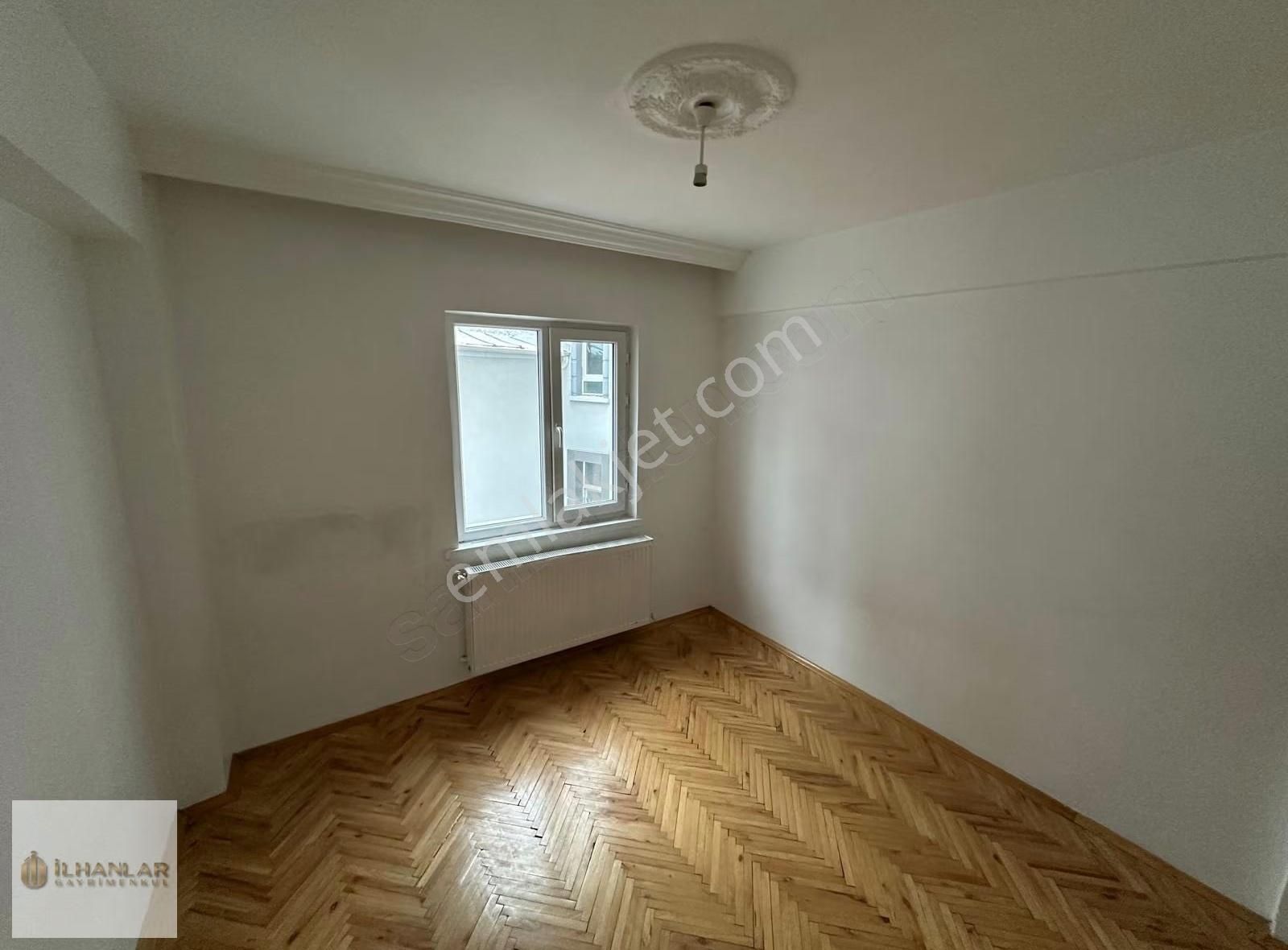 Pamuklar Mah.kızılcahamam Cad.yakın Ara Katta Kiralık 3+1 Daire - Görsel 18