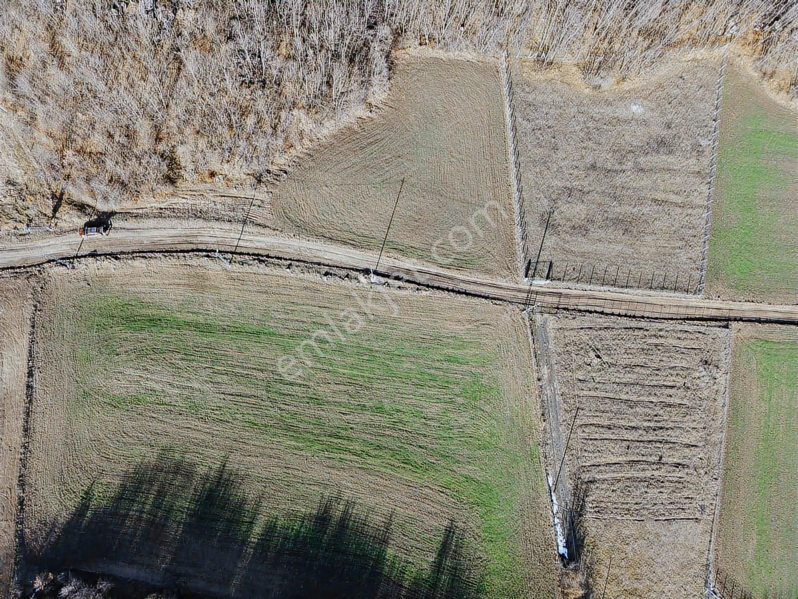 Atakum Köselli Köyünde Yerleşik Alan İçinde 885 M2 Satılık Tarla - Görsel 9