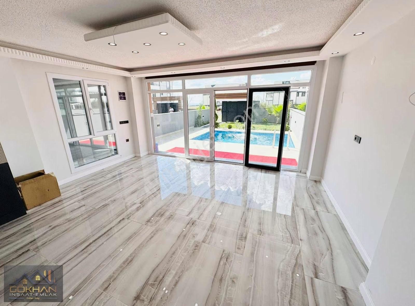 ꧂꧂ Havuzlu 4+1 Denize 750 Metre Mesafede Lüks Villa꧂ - Görsel 3