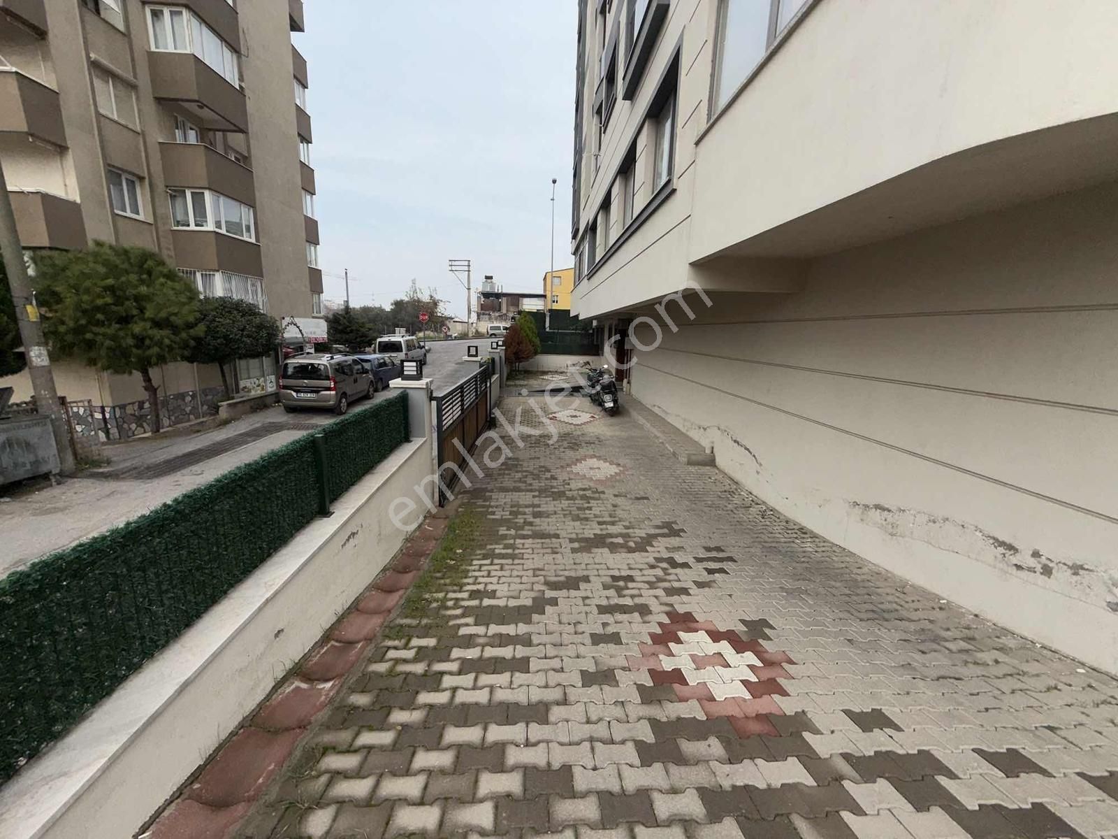 Türker Emlak 3+1 140 M2 Önü Açık Asansör Ebeveyn Otopark - Görsel 4