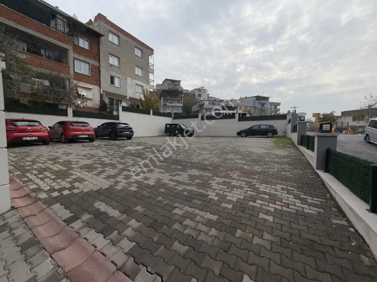Türker Emlak 3+1 140 M2 Önü Açık Asansör Ebeveyn Otopark - Görsel 5
