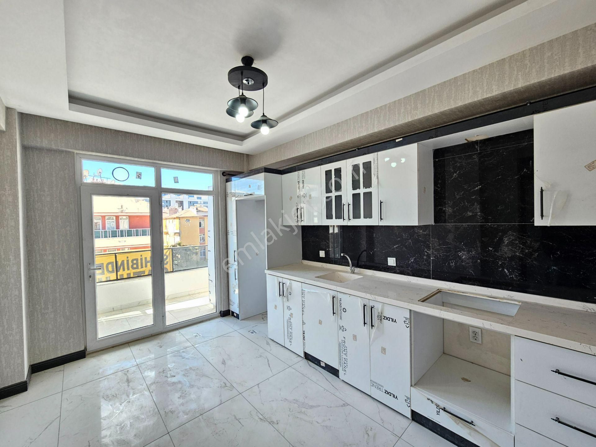 Entepe Avm Yanında Konyanın Merkezinde Satılık Lüx Fırsat Daireler