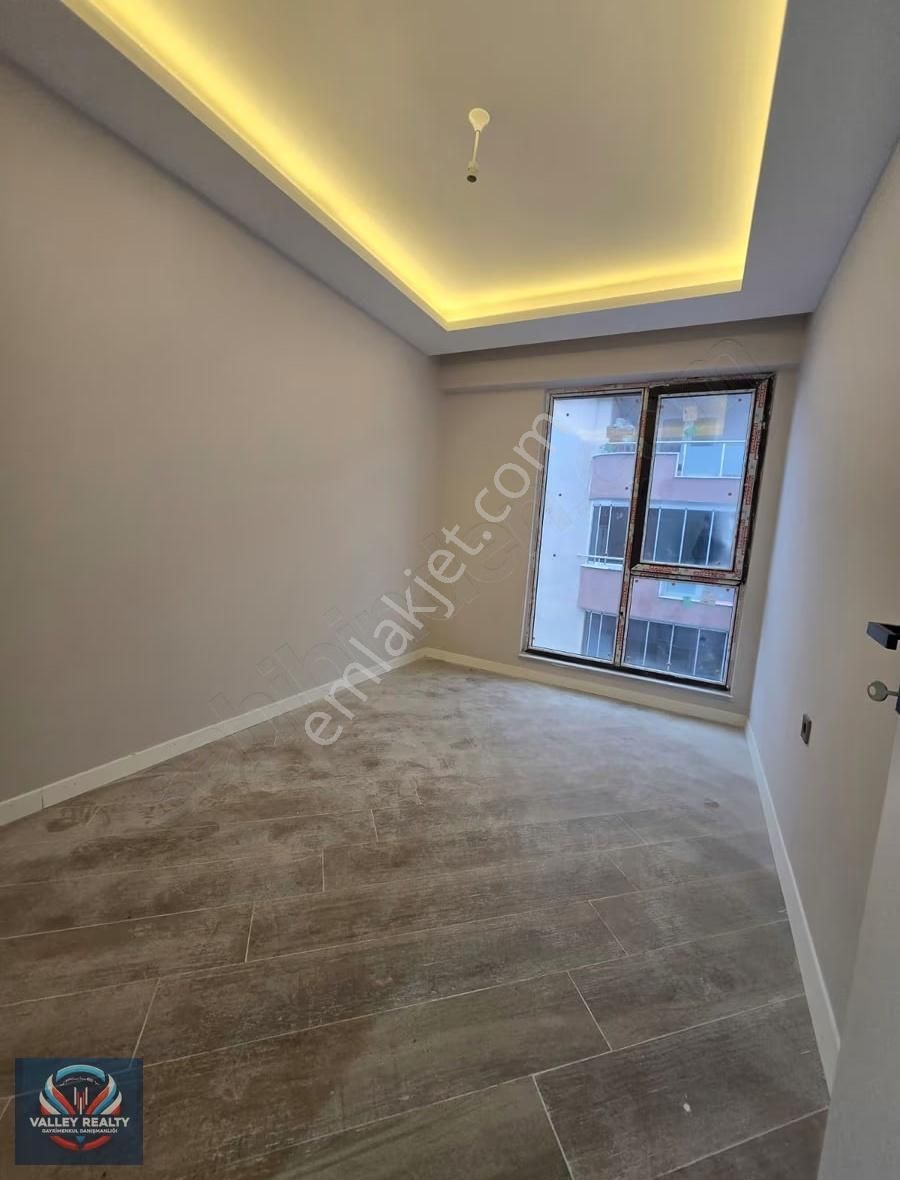 Valleyden Rumeli Mah. Güvenlikli Site İçinde 2+1 Satılık Daire! - Görsel 14