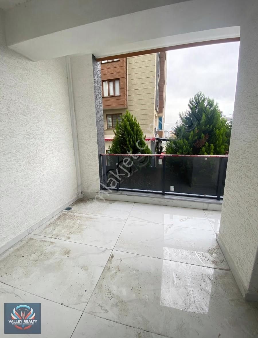 Valleyden Şeyhsinanda Sıfır, Havuzlu 3+1 Satılık Daire!! - Görsel 17